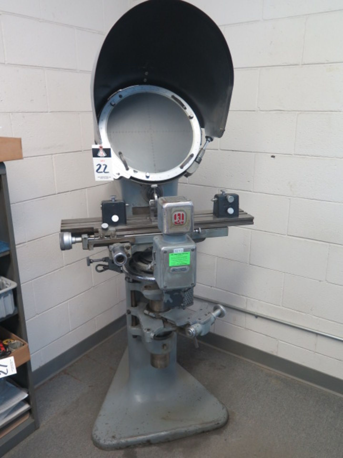 J & L mdl. PC-14 Floor Model Optical Comparator w/ 6” x 30” Table and Acces