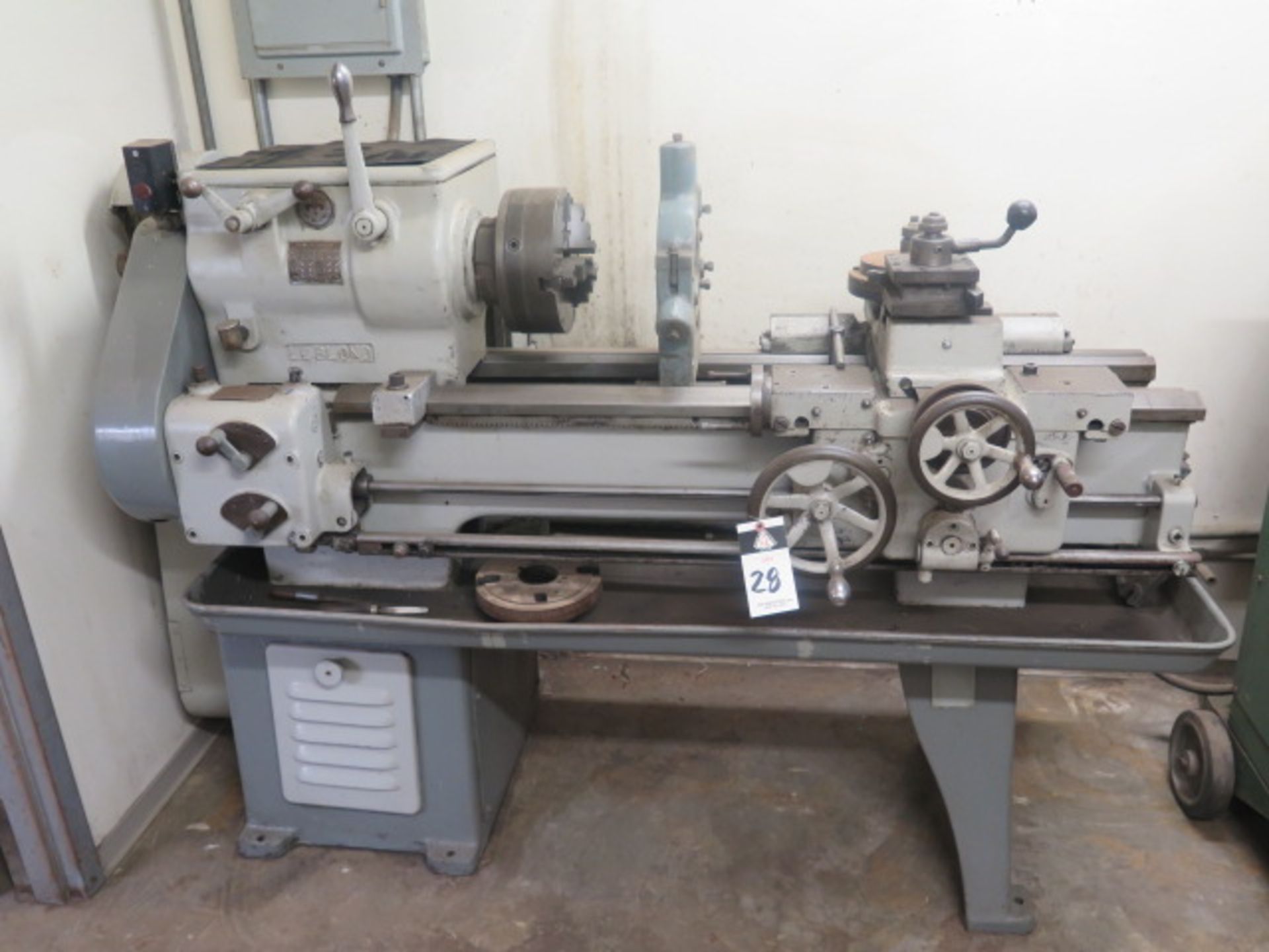 LeBlond 15” Engine Lathe s/n NA1855 w/ 100-565 RPM, 8” 3-Jaw Chuck