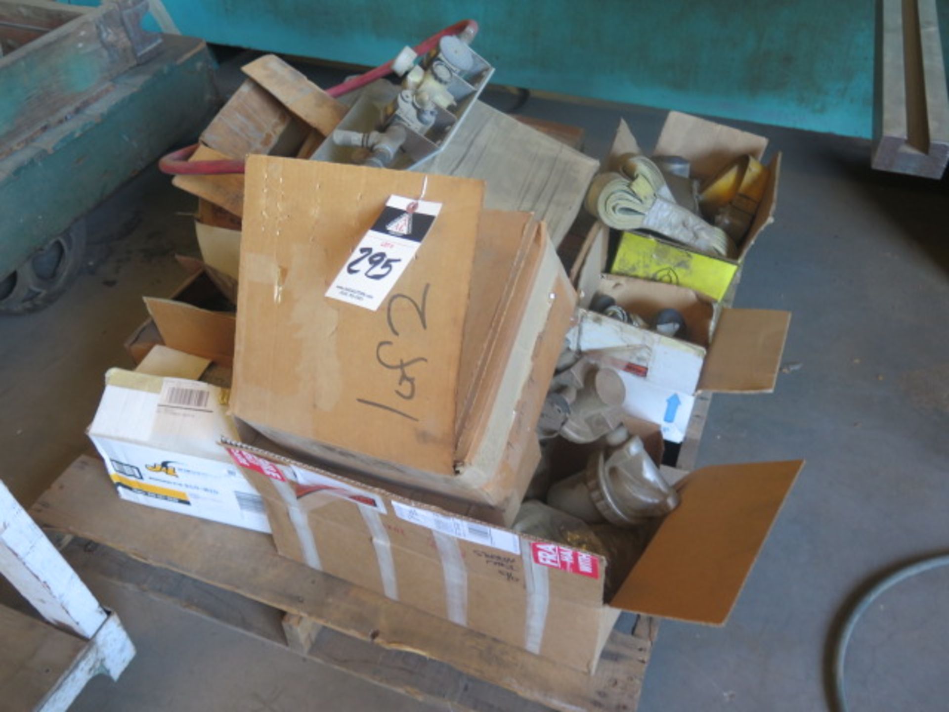 Pallet of Misc