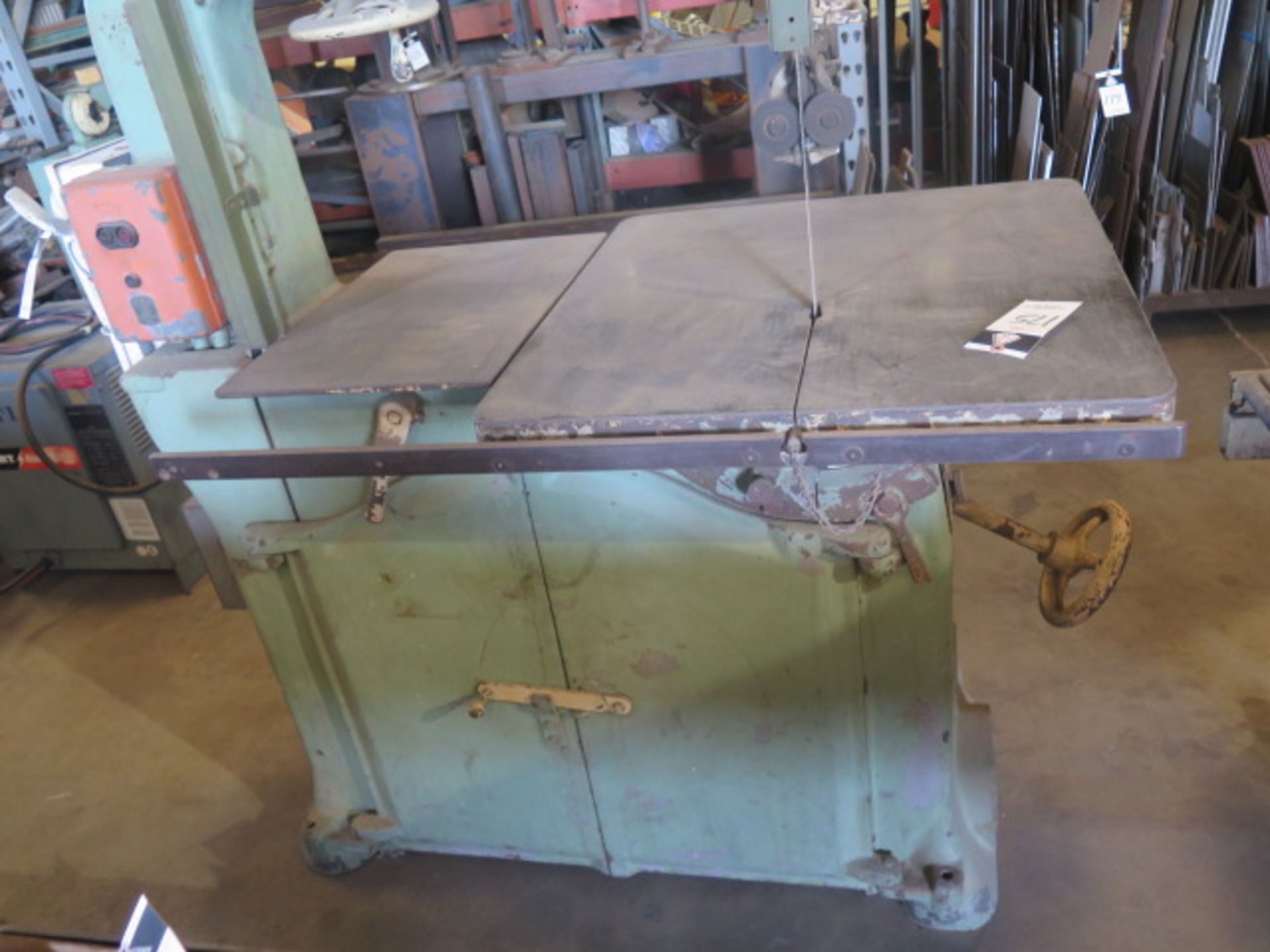 Yates mdl. Y30 30” Vertical Band Saw s/n B-16792 w/ 28” x 29” Table - Image 4 of 6