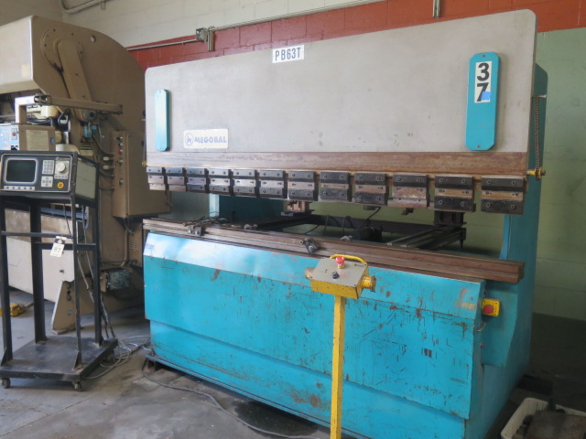 Megobal PB63T 63 Ton x 98” CNC Press Brake w/ Comp-U-Bend MDD5-61000 Controlled Back Gaging, 98 ½” - Image 3 of 11