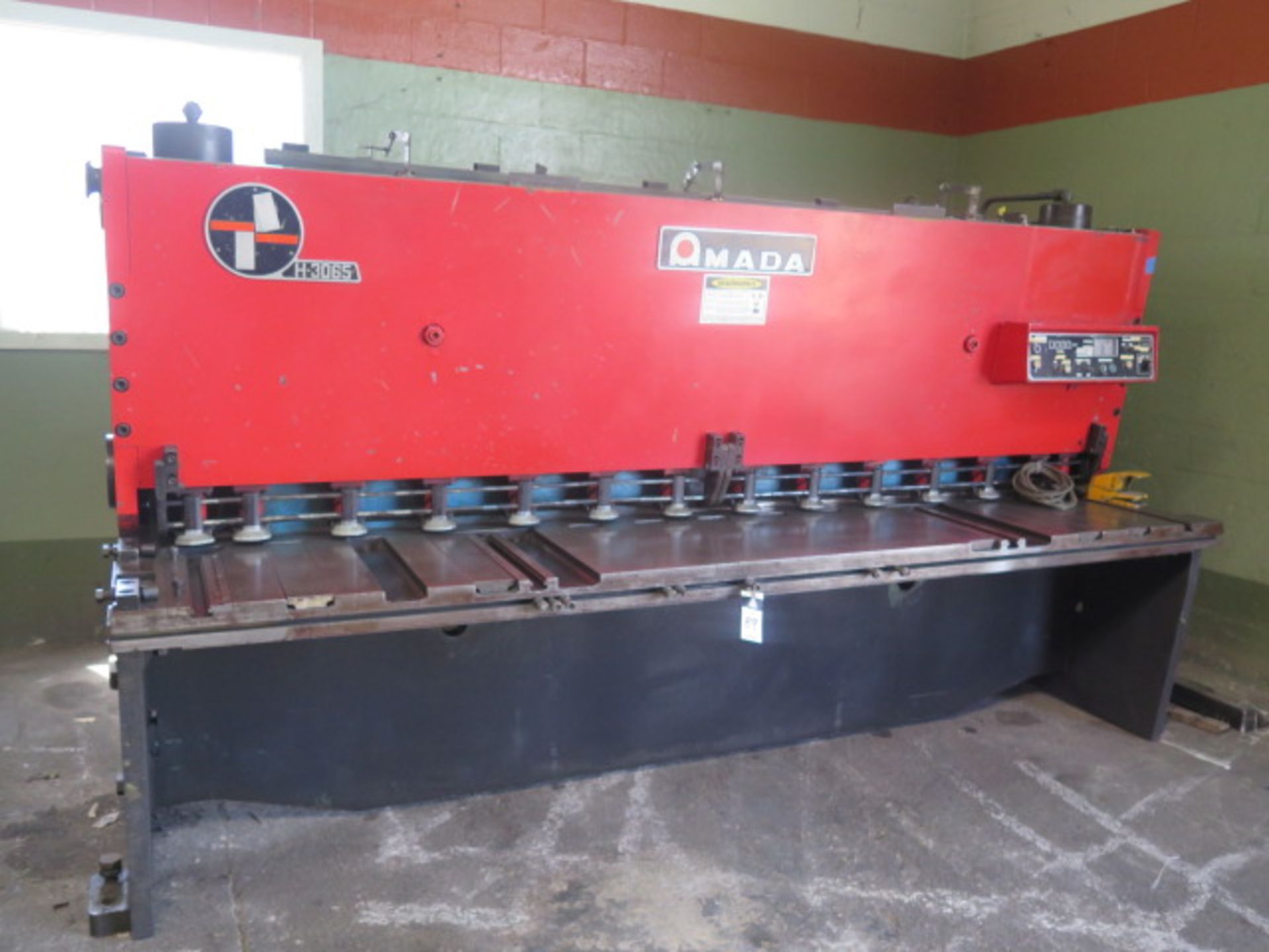 Amada H-3065 10’ Hydraulic Power Shear s/n 30650035 w/ Amada Controlled Back Gaging, 78” Squaring - Image 2 of 11