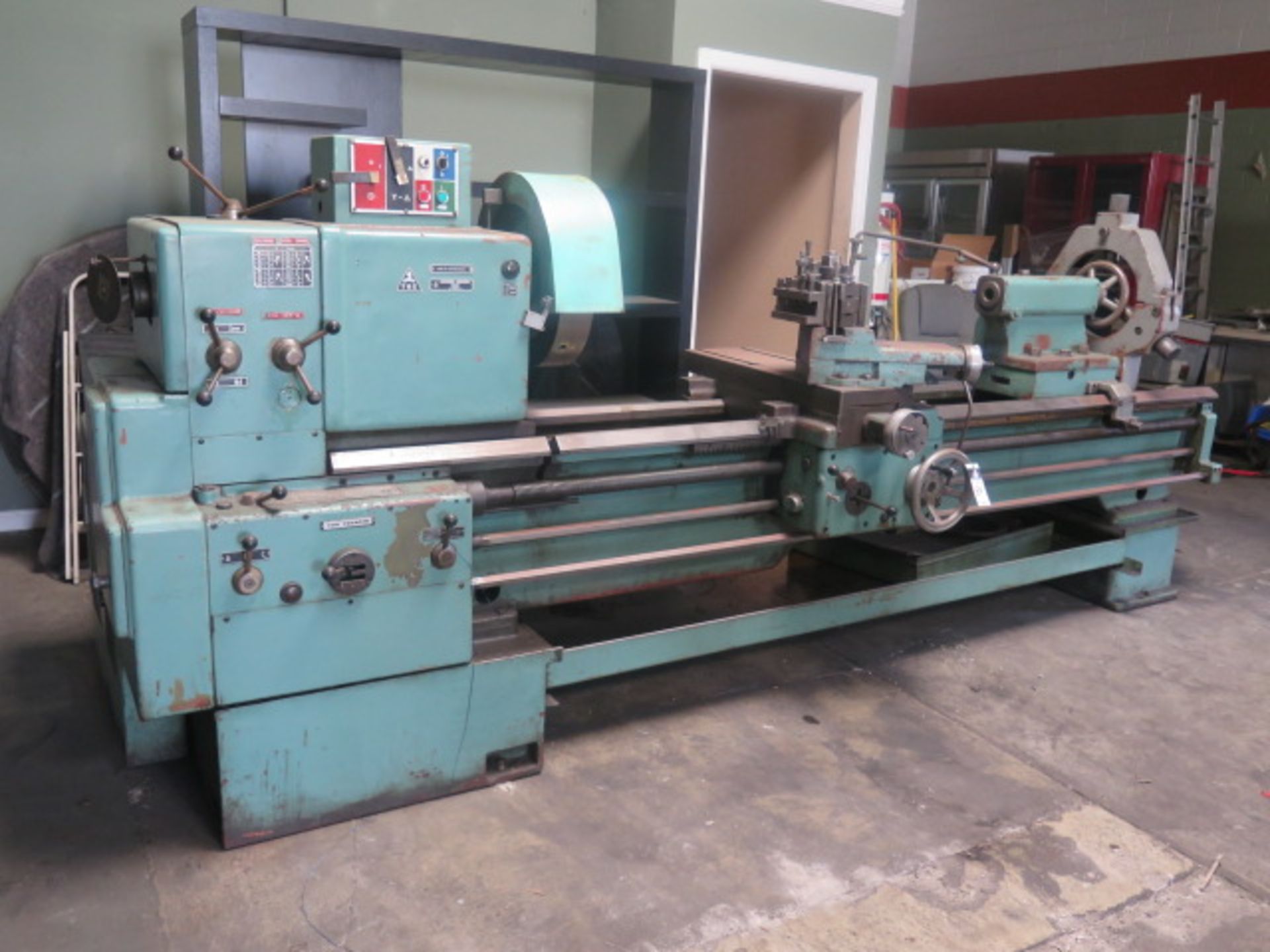 TOS Type SN71B 28” x 90” Geared Head Gap Bed Lathe s/n 071200760374 w/ 10-1000 RPM, Inch - Image 2 of 9