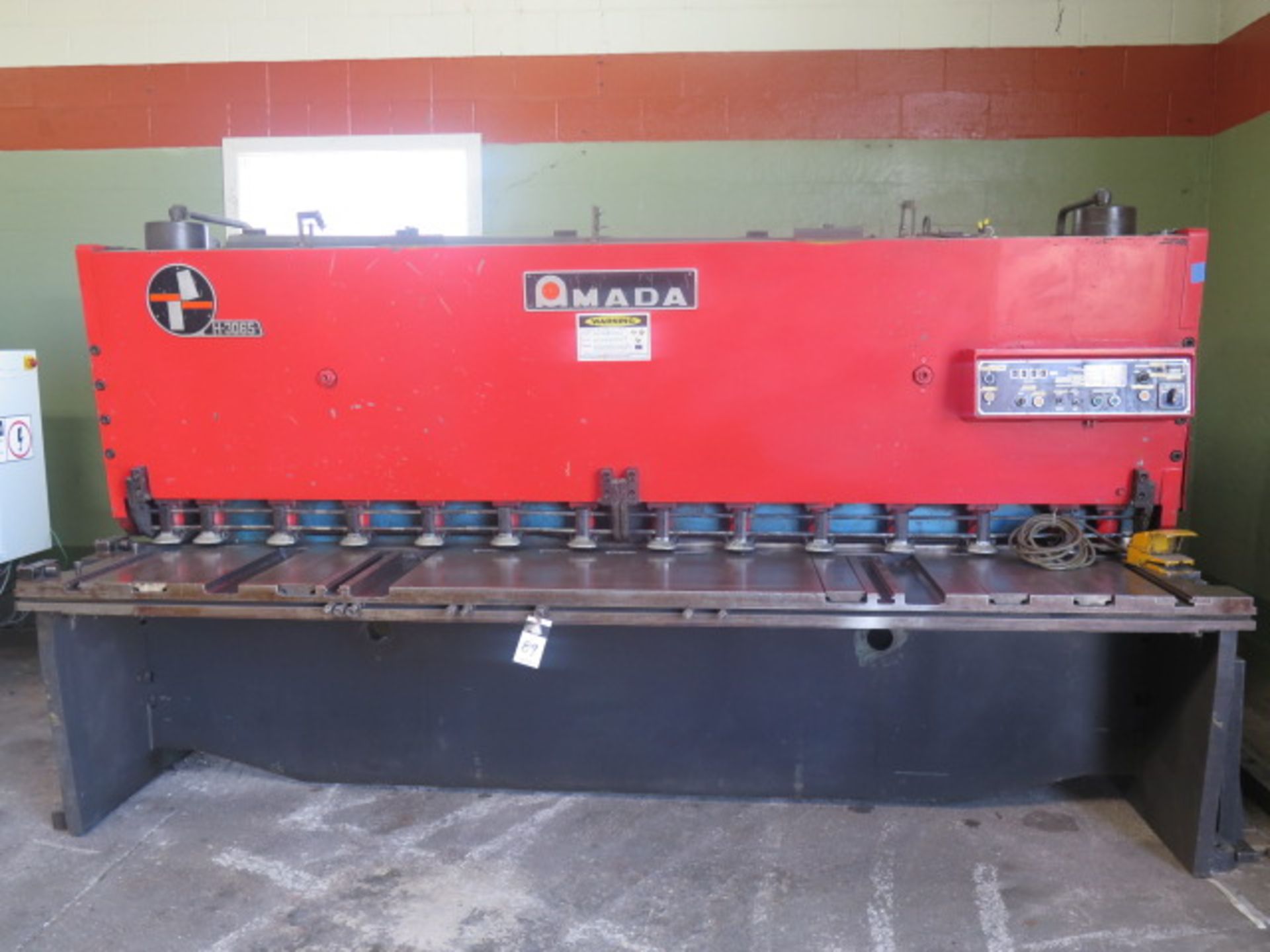 Amada H-3065 10’ Hydraulic Power Shear s/n 30650035 w/ Amada Controlled Back Gaging, 78” Squaring