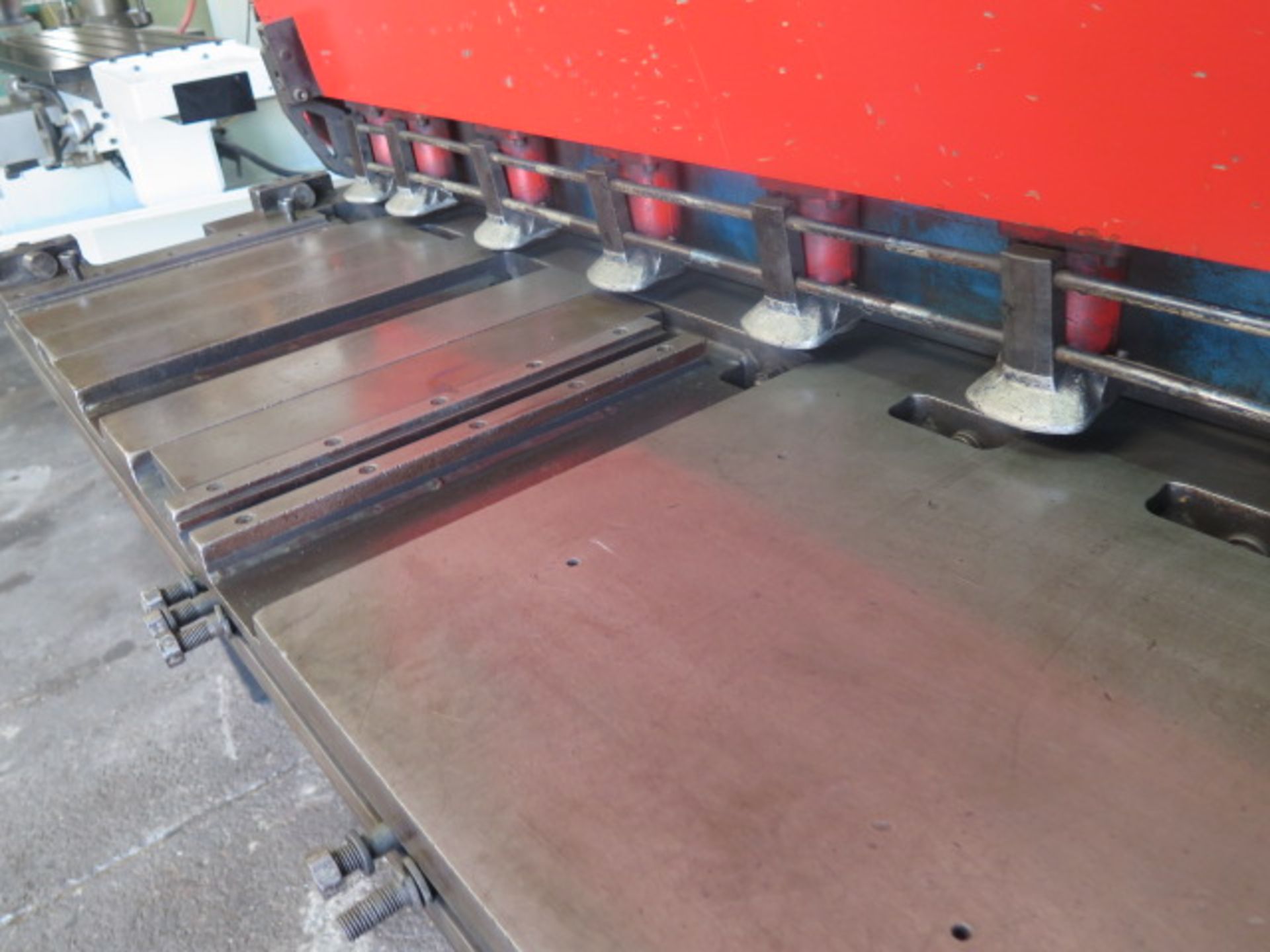 Amada H-3065 10’ Hydraulic Power Shear s/n 30650035 w/ Amada Controlled Back Gaging, 78” Squaring - Image 4 of 11