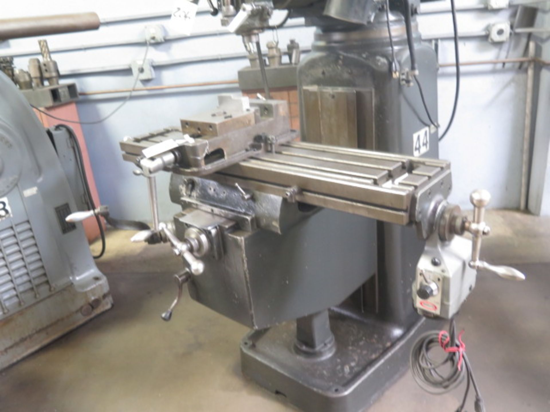 Kondia Power Mill mdl. G s/n F-398 w/ 2.2kw Motor, 60-4200 Dial Change RPM, Power Feed, 9” x 42” - Image 4 of 7