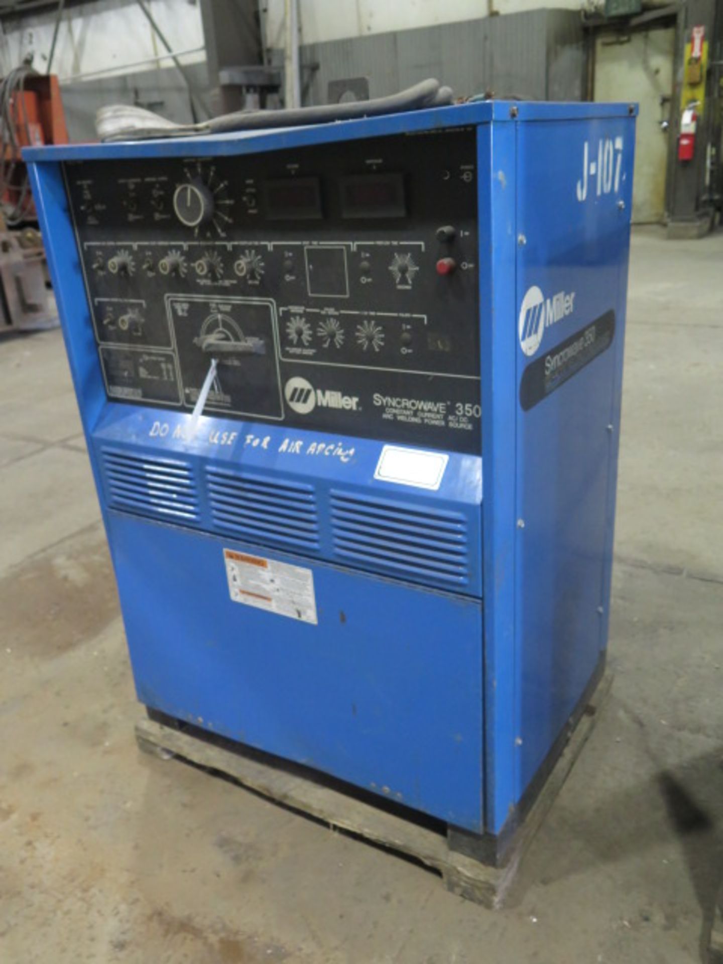 Miller Squarewave 350 CC-AC/DC Arc Welding Power Source s/n KC233771 - Image 2 of 4