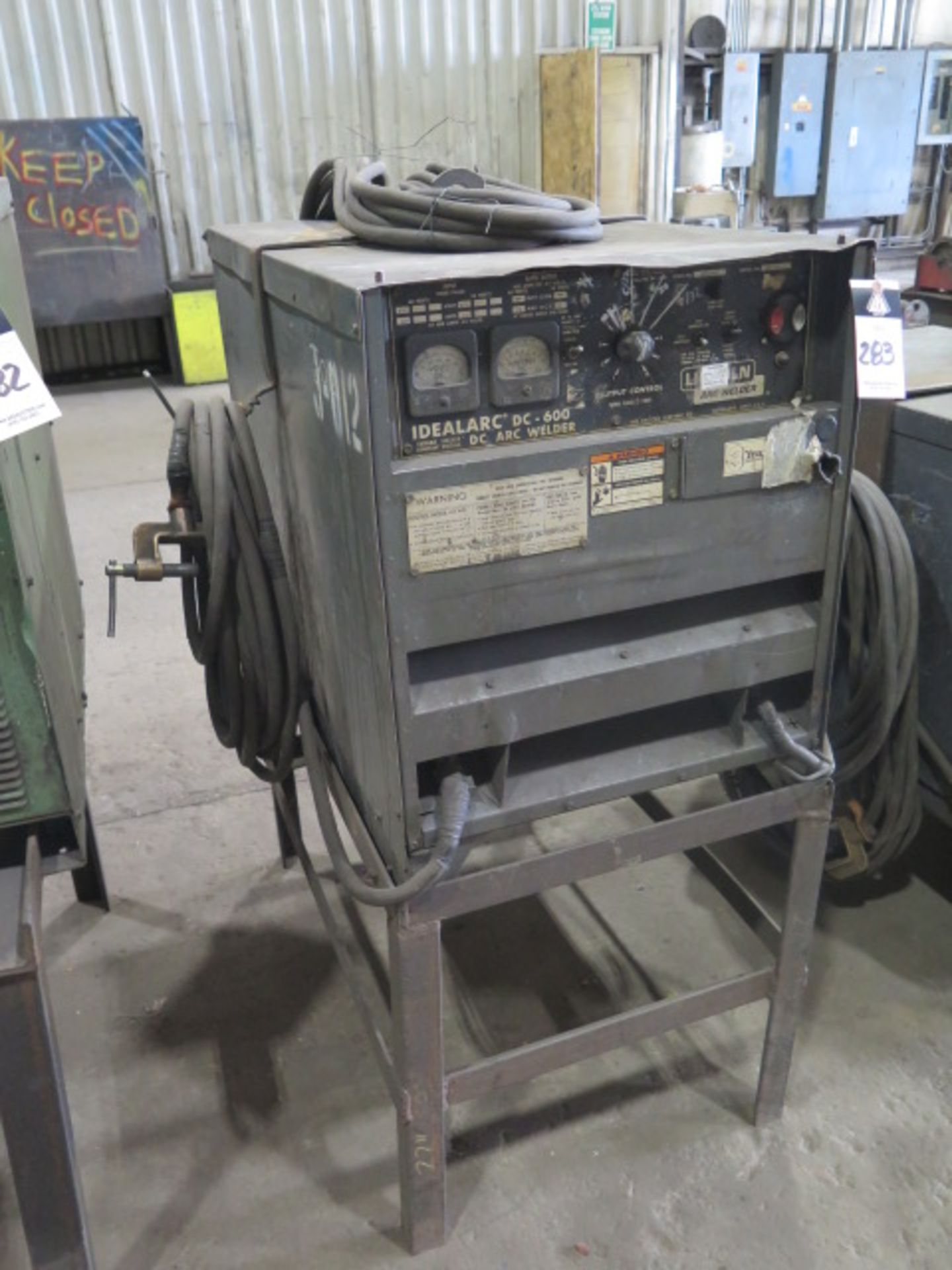 Lincoln Idealarc DC-600 VV-CV DC Arc Welding Power Source