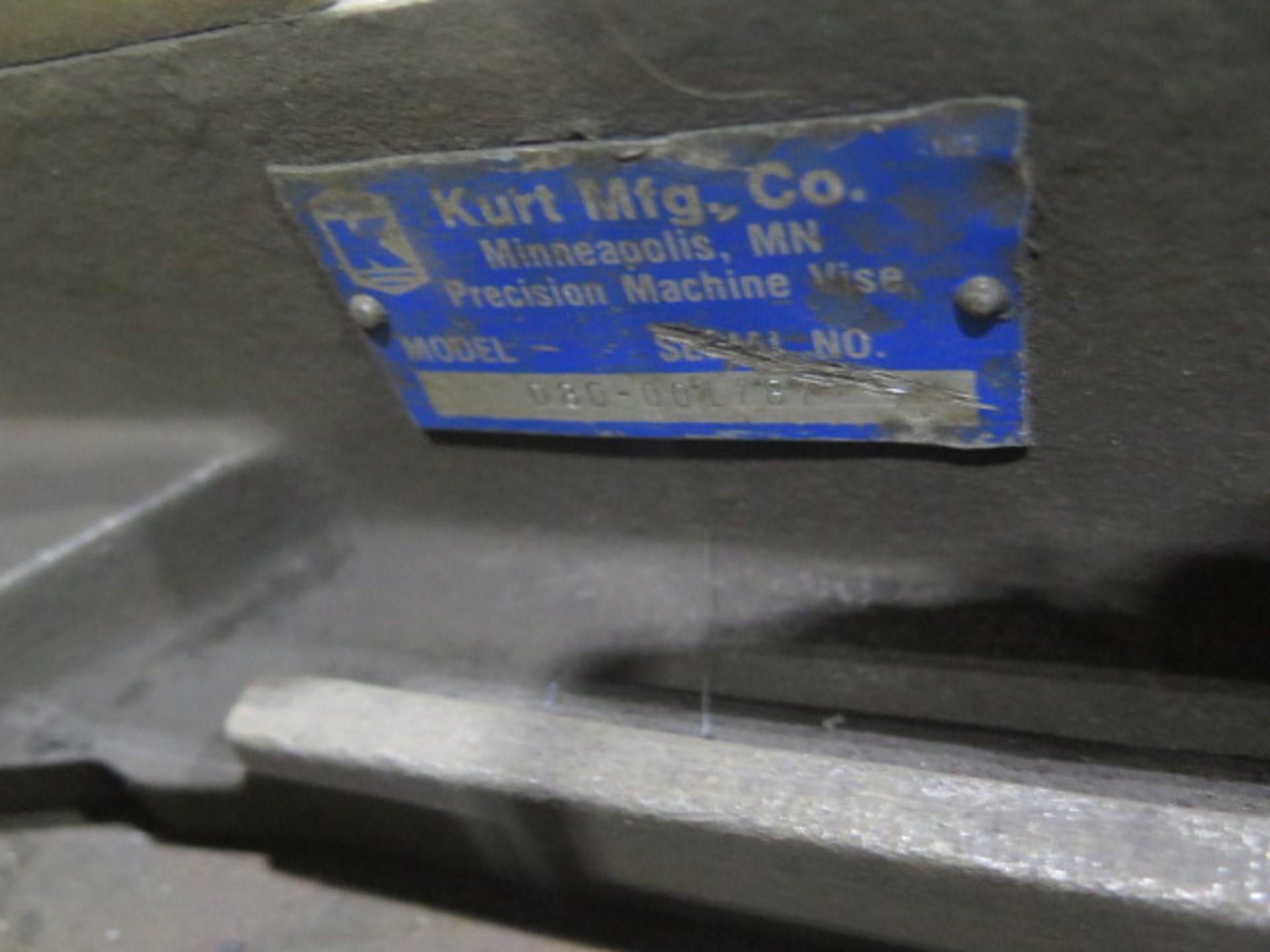 Kurt 8" Angle-Lock Vise - Image 2 of 2