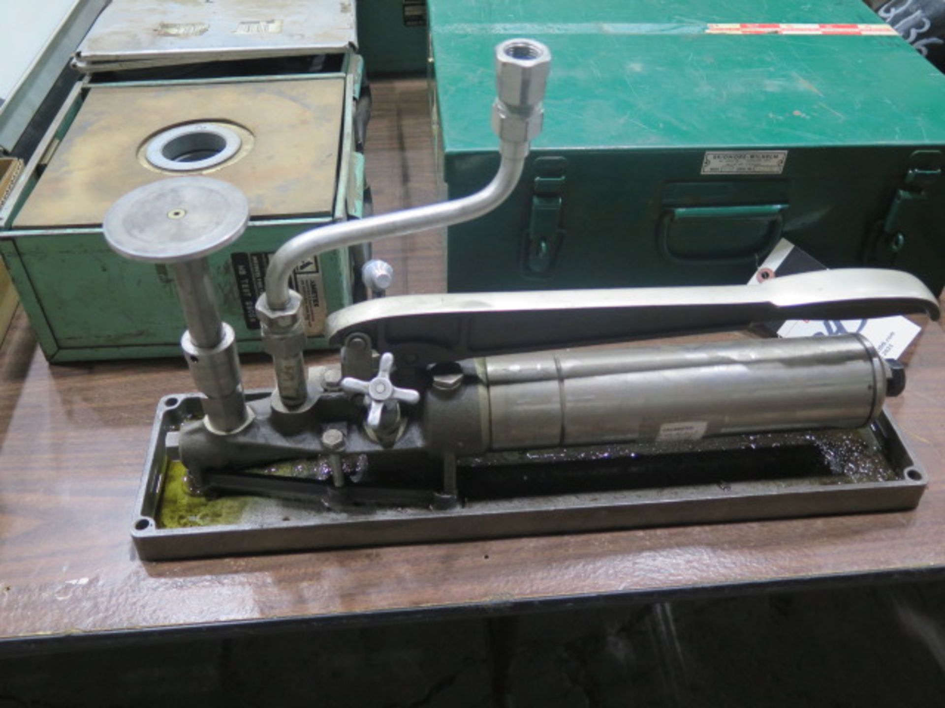 Mansfield & Green Dead Weight Tester and Skidmore Wilhelm mdl. HS-100 Bolt Tension Calibrator - Image 2 of 6