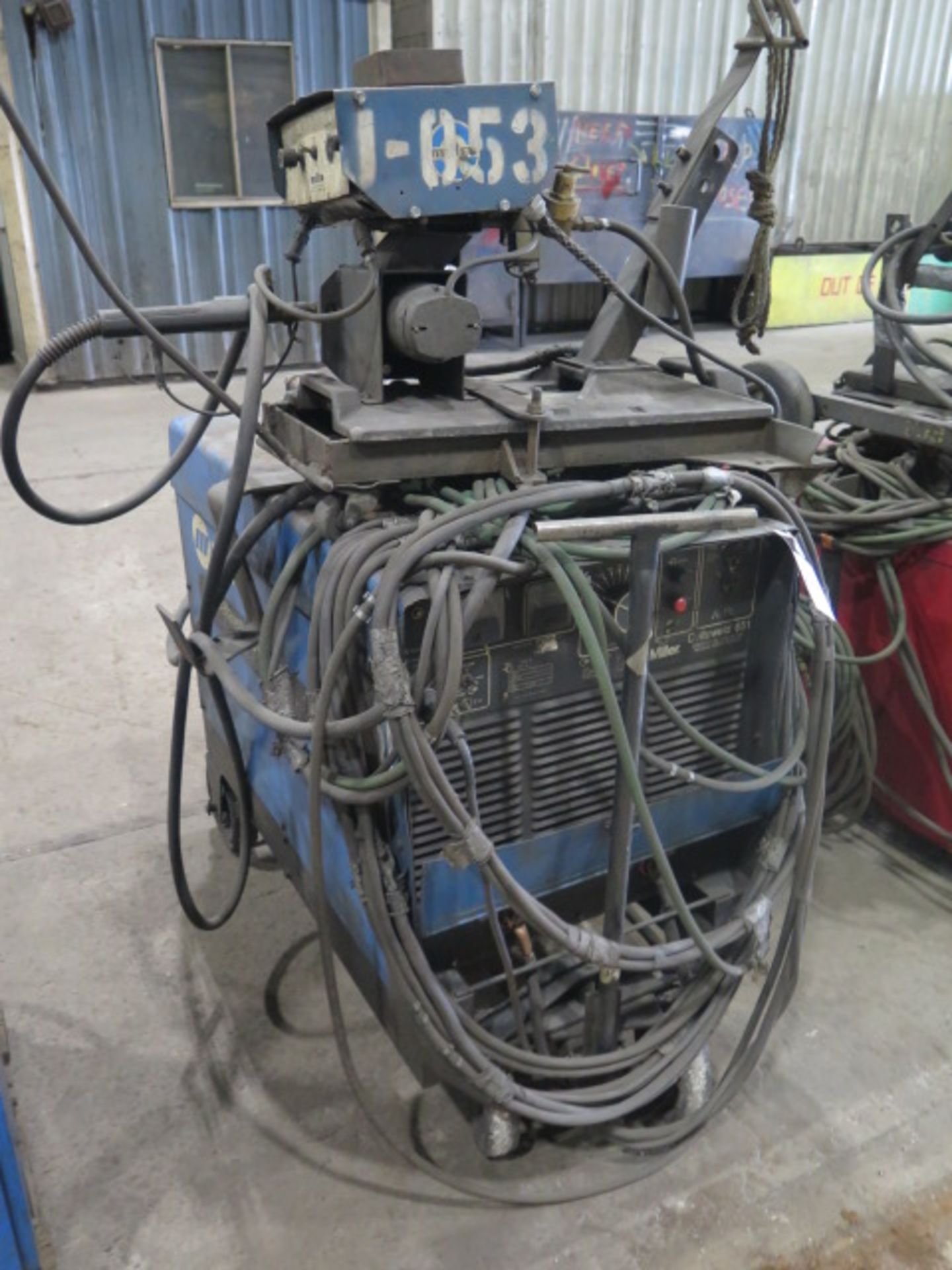 Miller Deltaweld 651 CV-DC Arc Welding Power Source s/n JK690105 w/ Miller Wire Feeder - Image 2 of 4