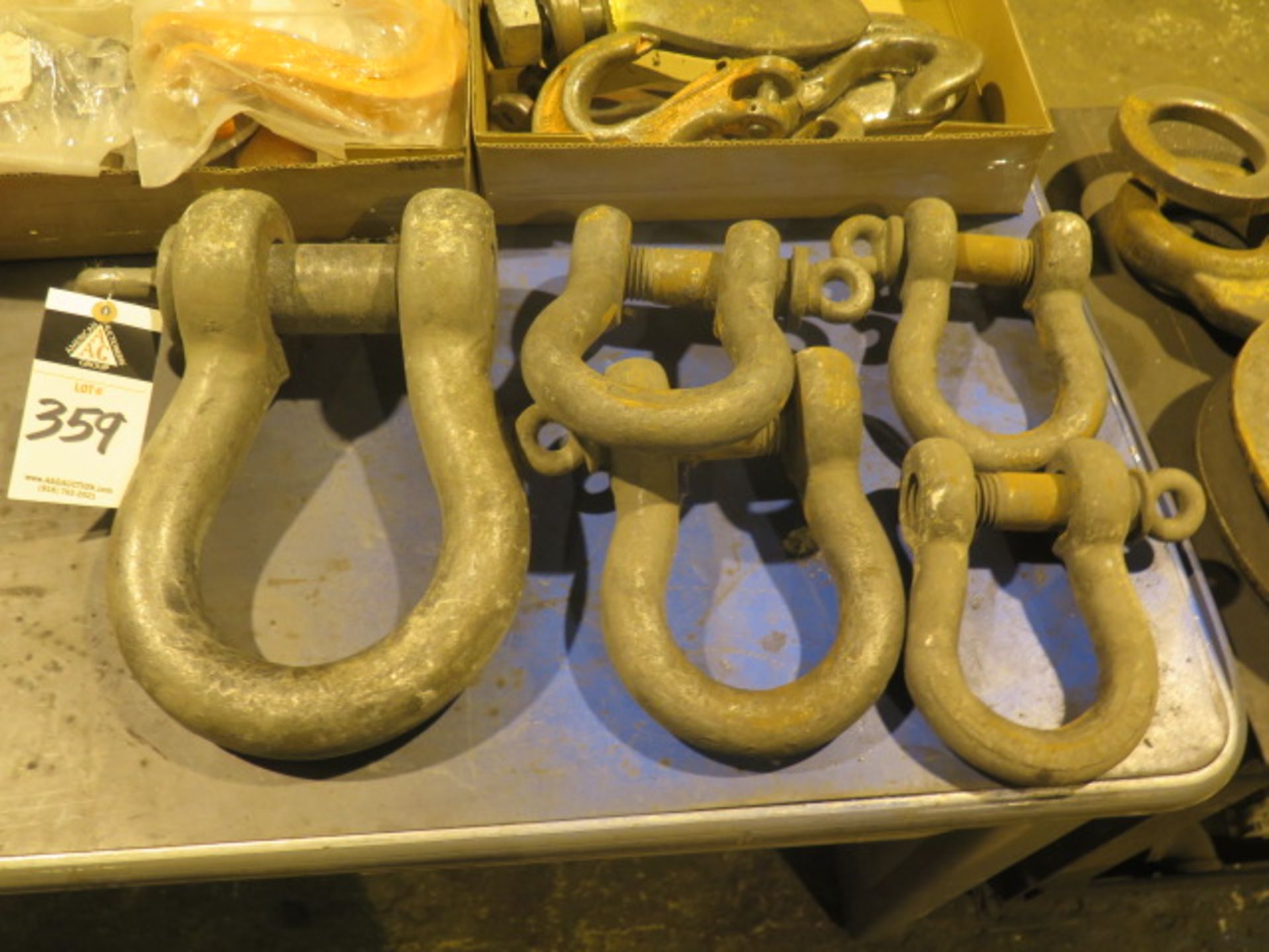 Safety Harnesses, Hooks and Shackles - Image 4 of 4