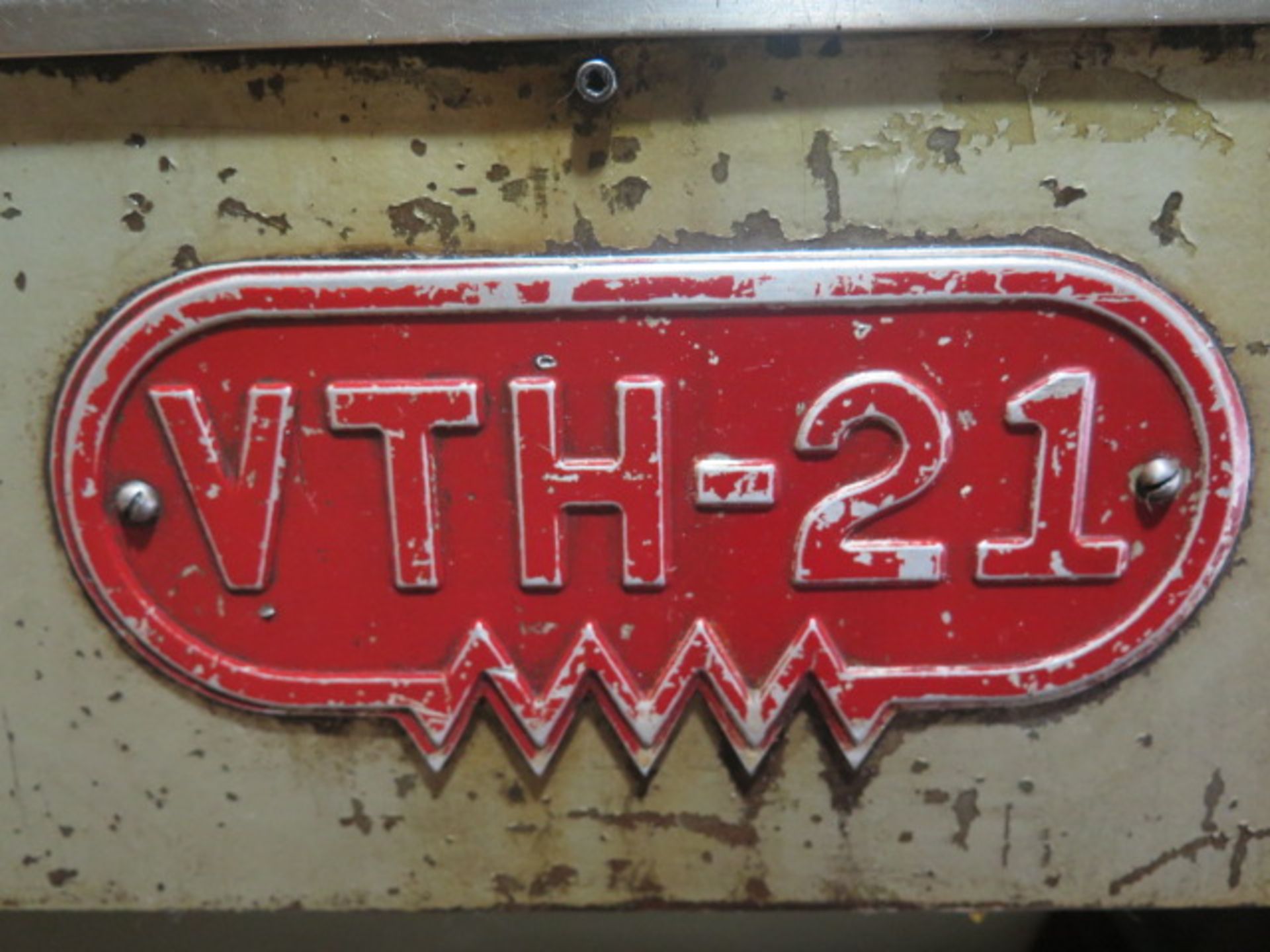 Kalamazoo VTH-21 22” Vertical Miter Band Saw w/ Kalamazoo Controls, Hydraulic Clamping and Feeds, - Image 9 of 9