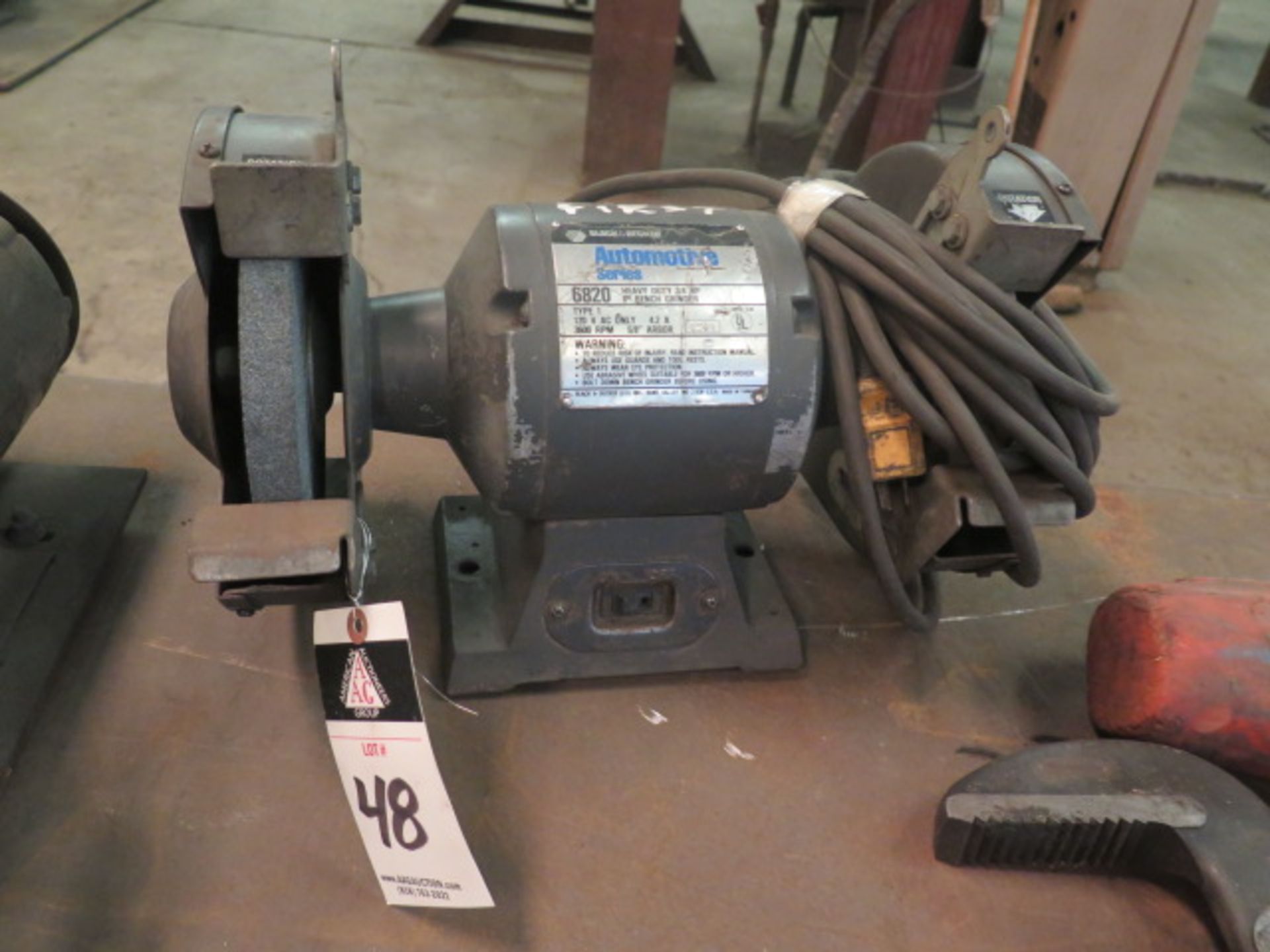 Black & Decker Bench Grinder