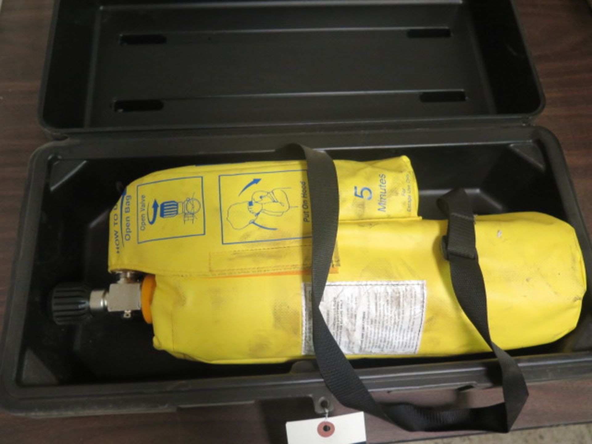 5 Minute Emergency Air Supply and AED - Image 2 of 2