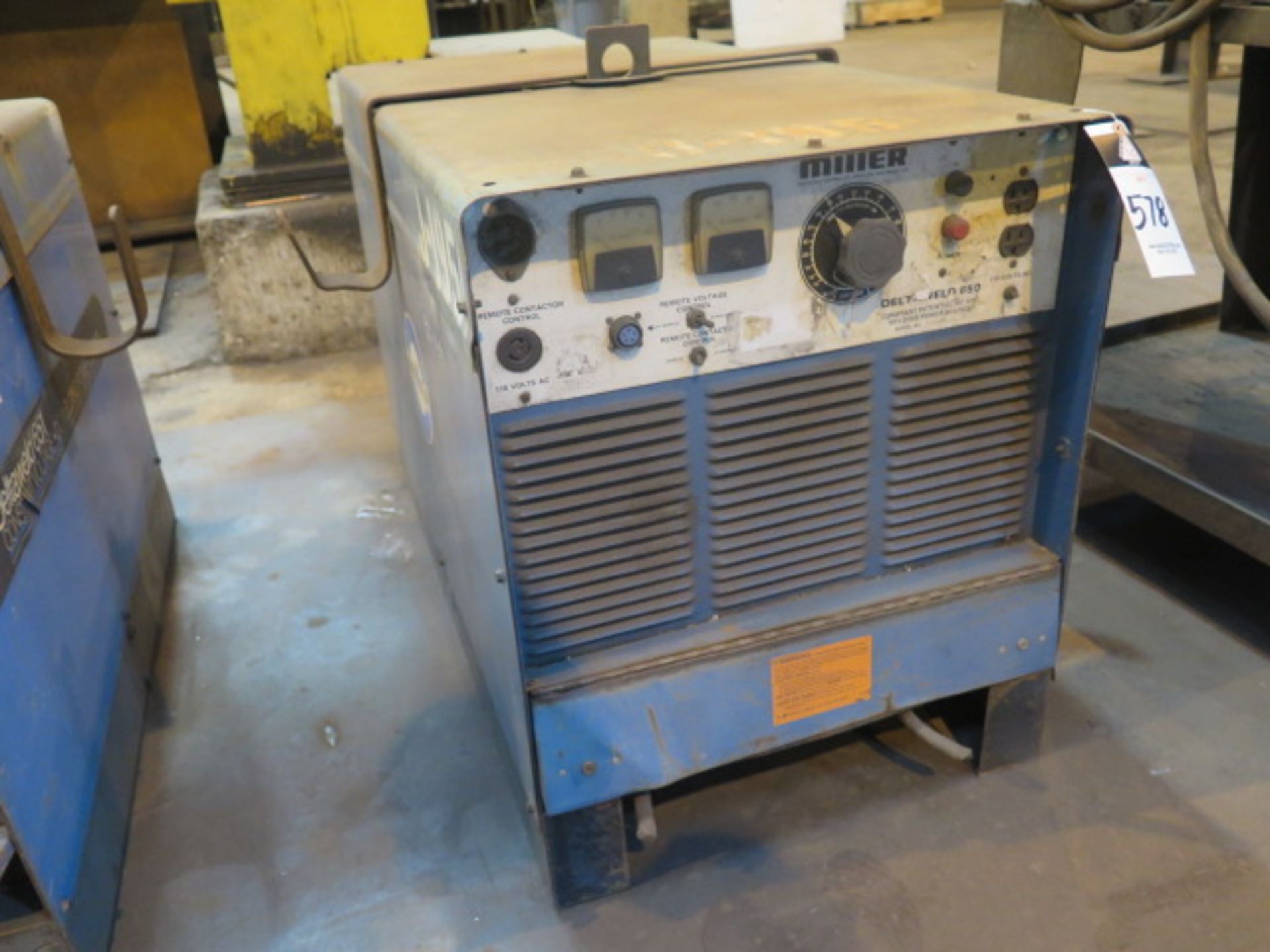 Miller Deltaweld 650 CP-DC Arc Welding Power Source