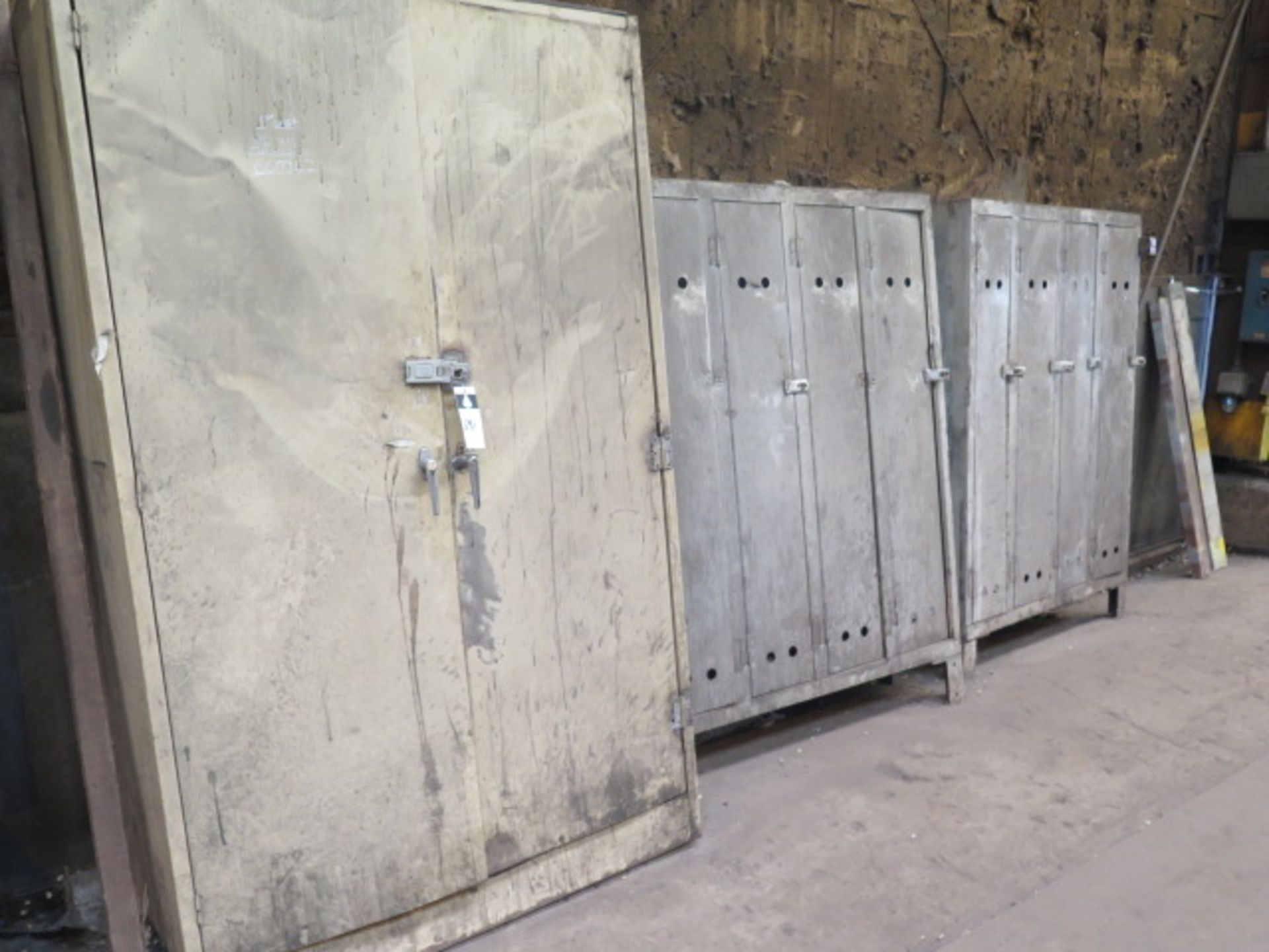 Welding Curtains, Cabinet and Lockers - Image 3 of 3