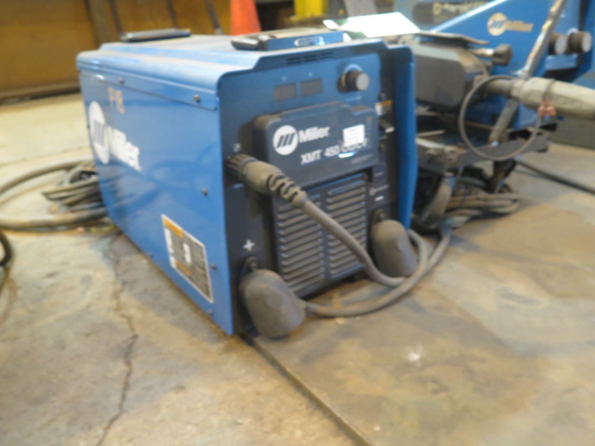 Miller XMT-450 CC/CV Arc Welding Power Source s/n MS450110U w/ Miller 70-Series Wire Feeder - Image 3 of 4