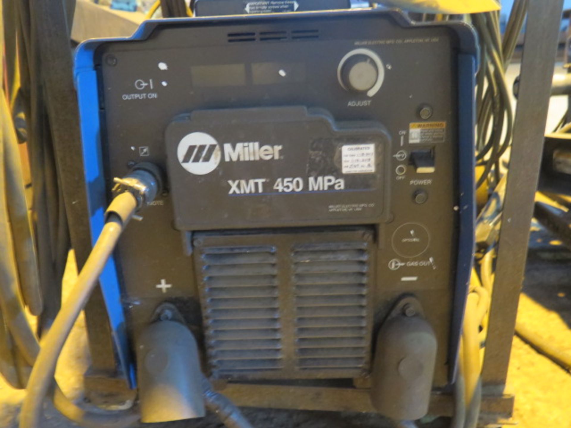 Miller XMT-450 MPa Arc Welding Power Source s/n MD200184U w/ Miller 70-Series Wire Feeder - Image 4 of 4