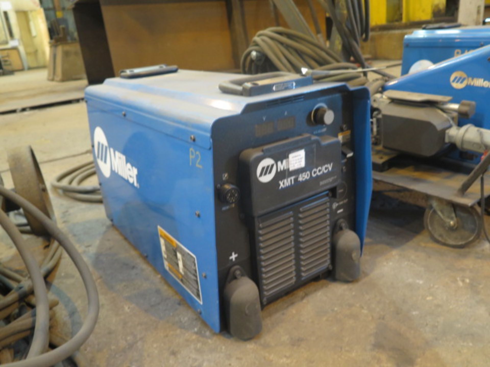 Miller XMT-450 CC/CV Arc Welding Power Source s/n MC450114U w/ Miller 70-Series Wire Feeder - Image 3 of 4