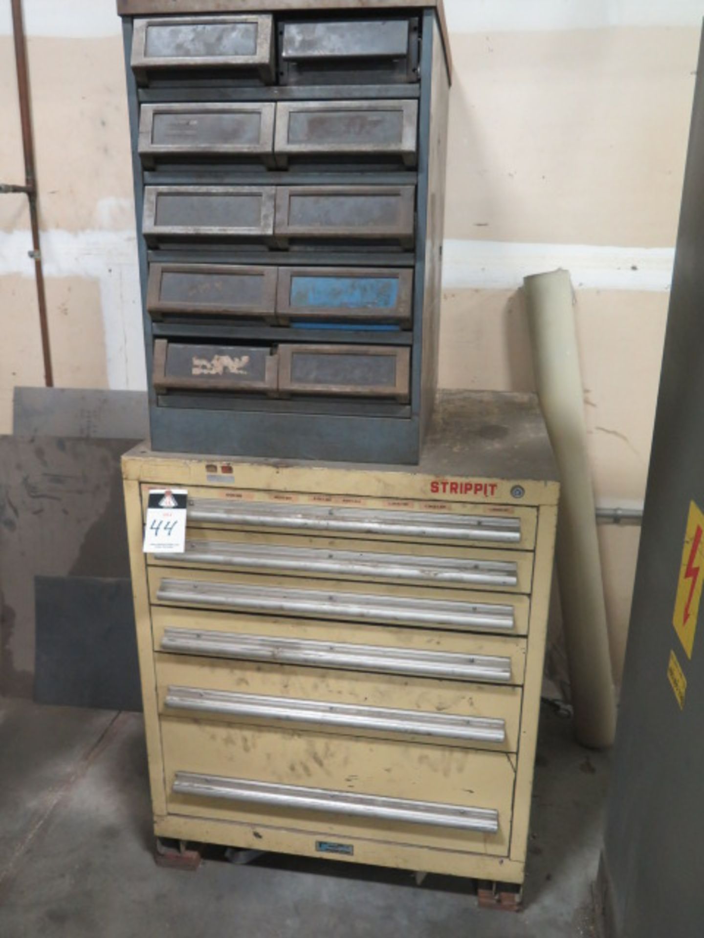 Punch Dies and 6-Drawer Tooling Cabinet