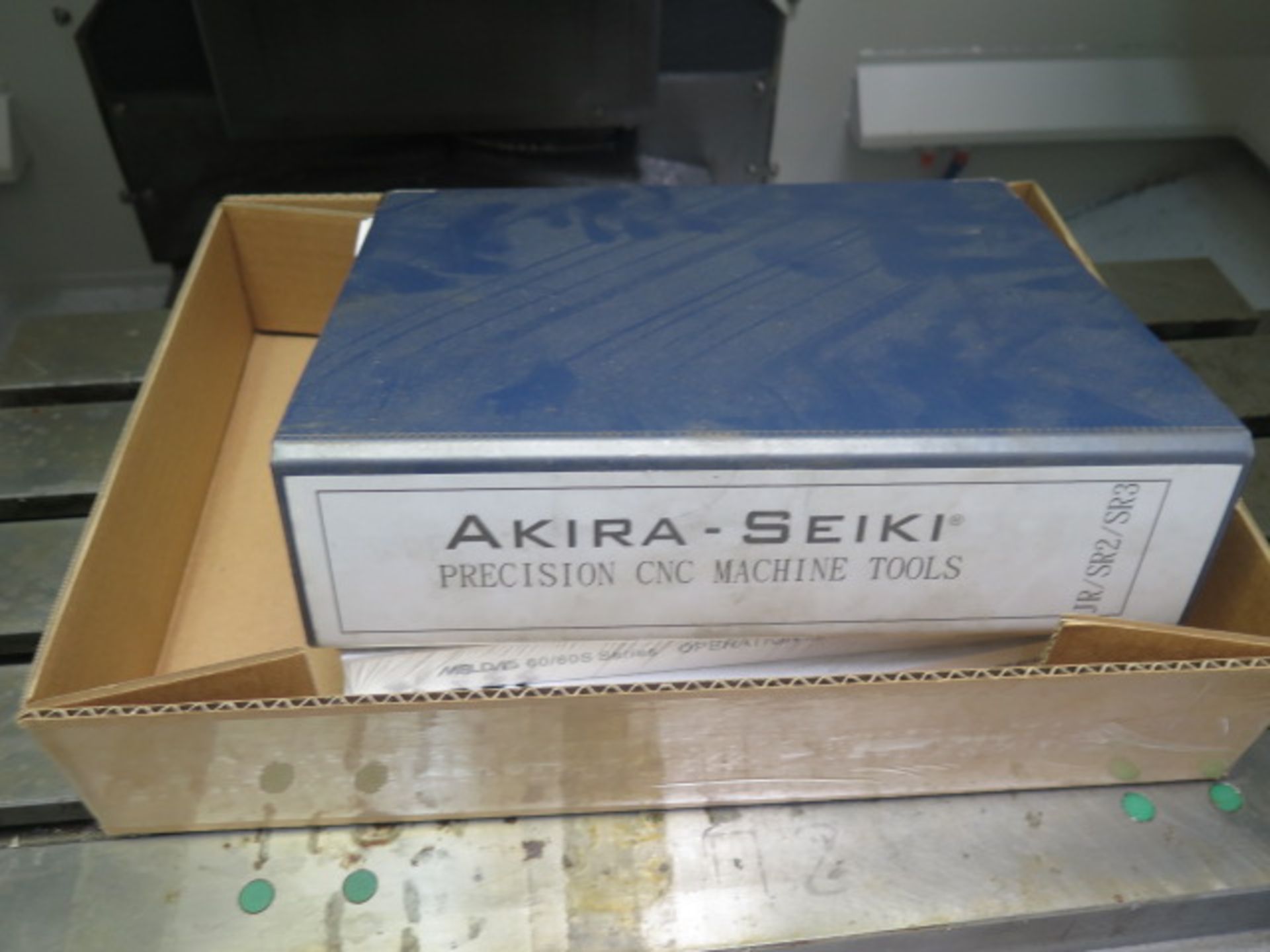 2013 Akira Seiki Performa SR2 XP CNC Vertical Machining Center s/n V05130136 w/ Akira Mi645 - Image 12 of 16