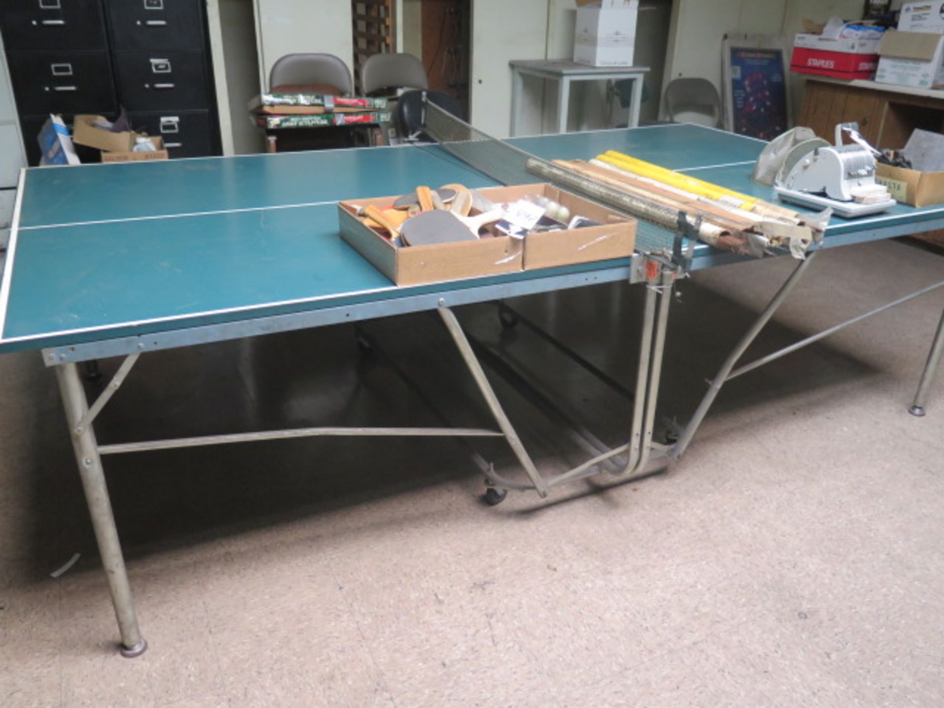 Ping Pong Table and Acces