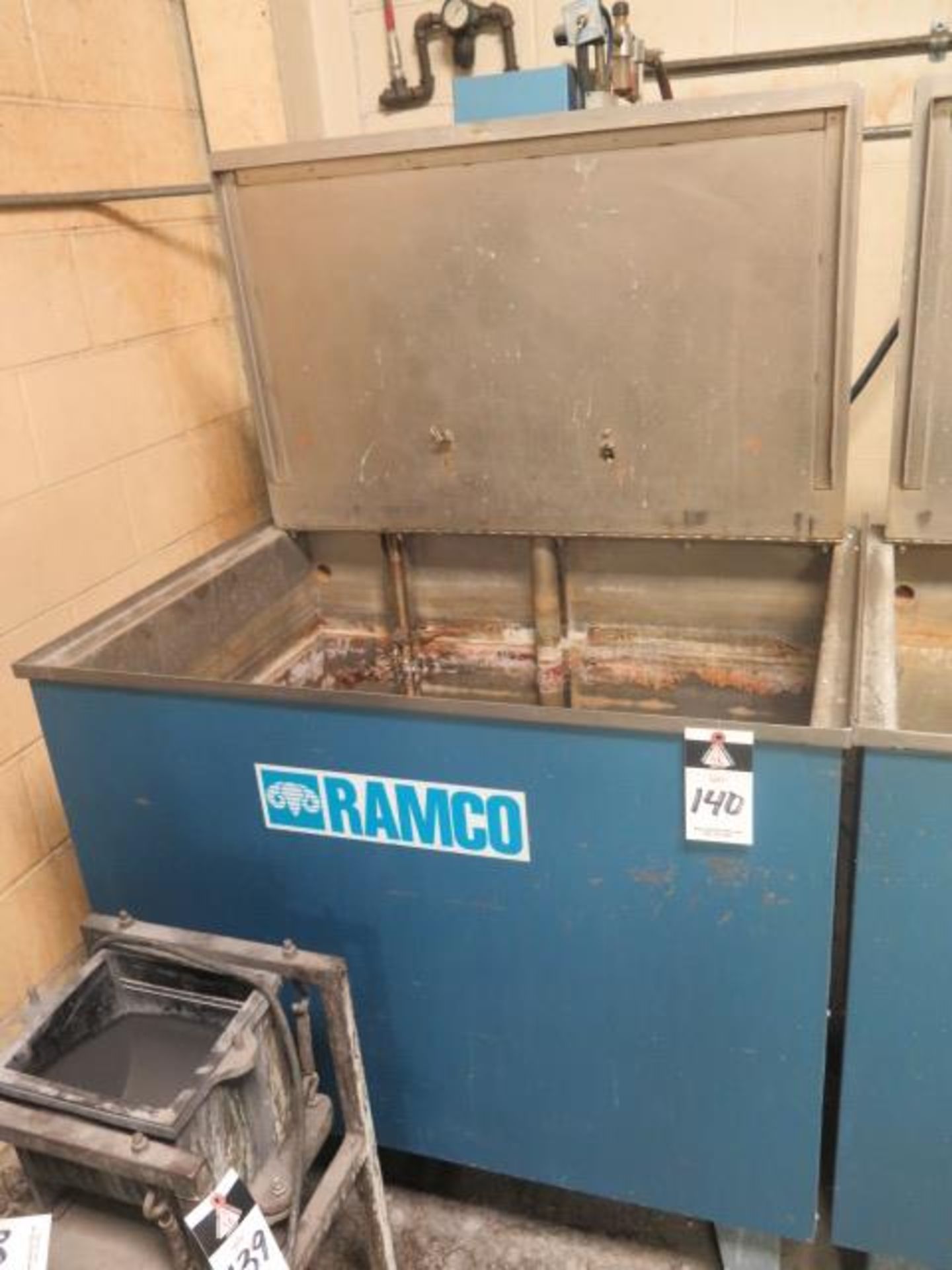 Ramco Heated Parts Washer w/ Pneumatic Lid