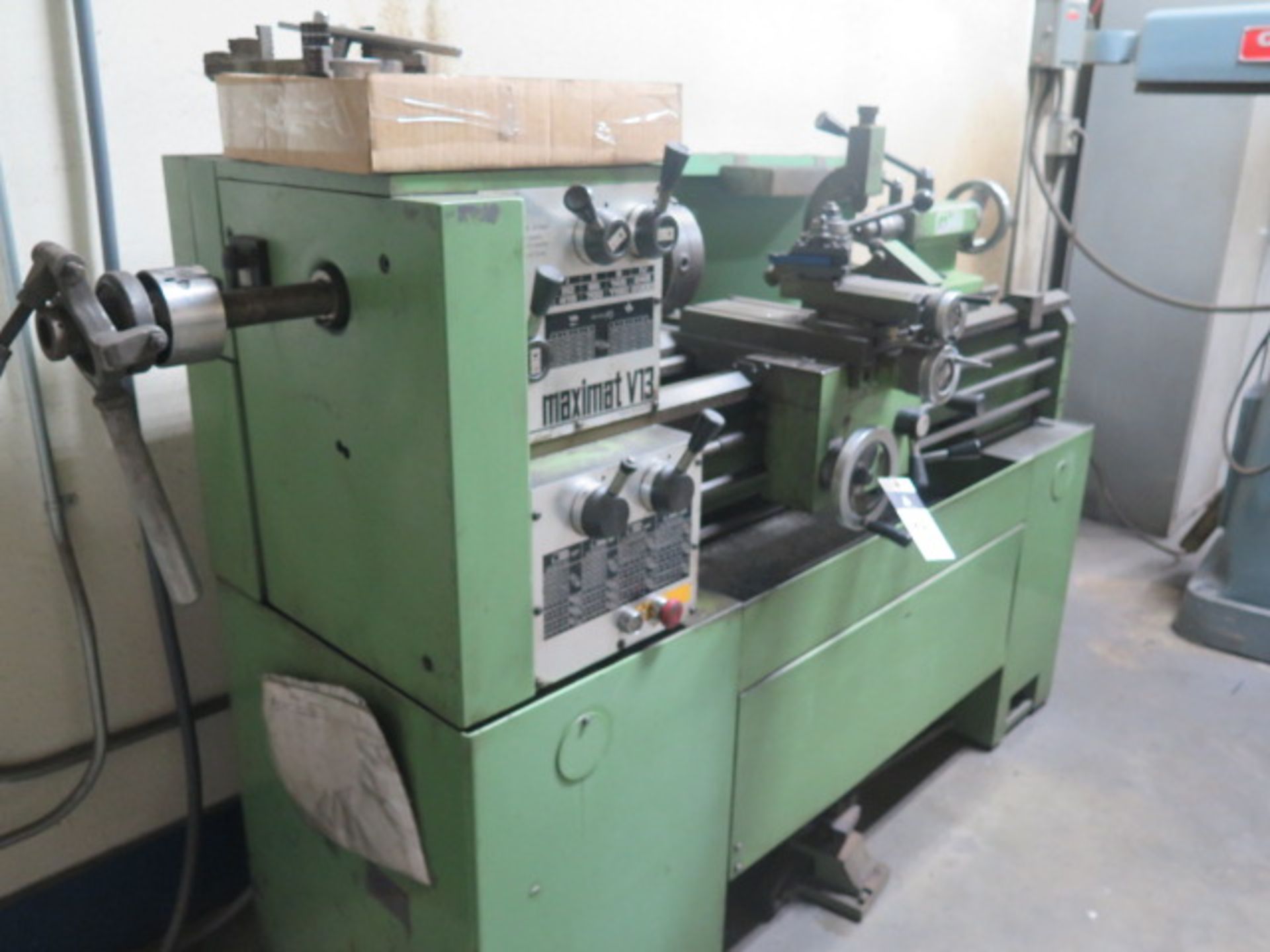 Maximat V13 13" x 36" Geared Head Lathe s/n D1H8104002 w/ 50-2000 RPM, Taper Attachment, Inch/mm - Image 3 of 13