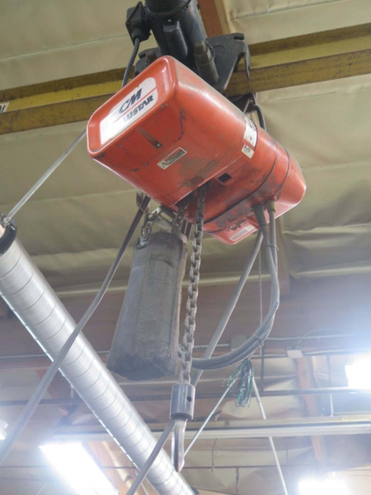 1 Ton Cap Protable Gantry w/ CM Valuestar 1 Ton Electric Hoist - Image 4 of 5