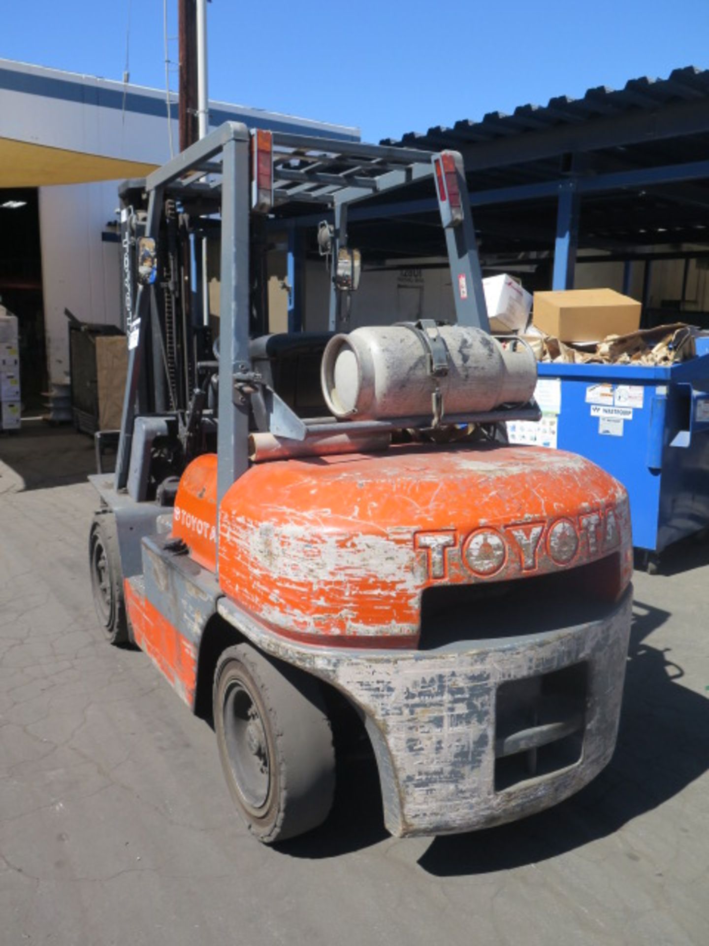 Toyota mdl. 42-6FGU35 7050 Lb Cap LPG Forklift s/n 60148 w/ 3-Stage Mast, 187" Lift Height, - Image 3 of 10