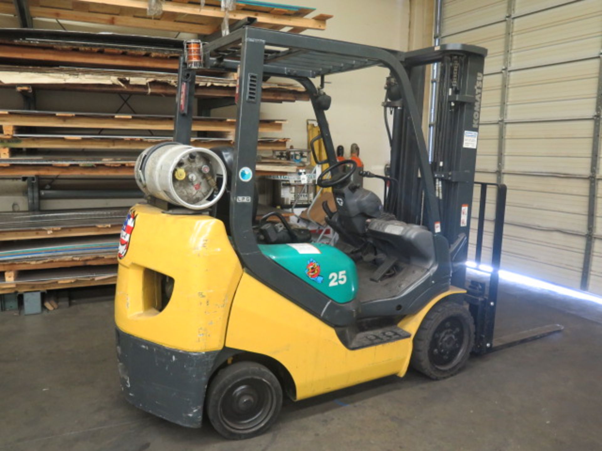 2006 Komatsu 25 mdl. FG25ST-16 4775 Lb Cap LPG Forklift s/n 204659 w/ 3-Stage Mast, 188” Lift - Image 2 of 9