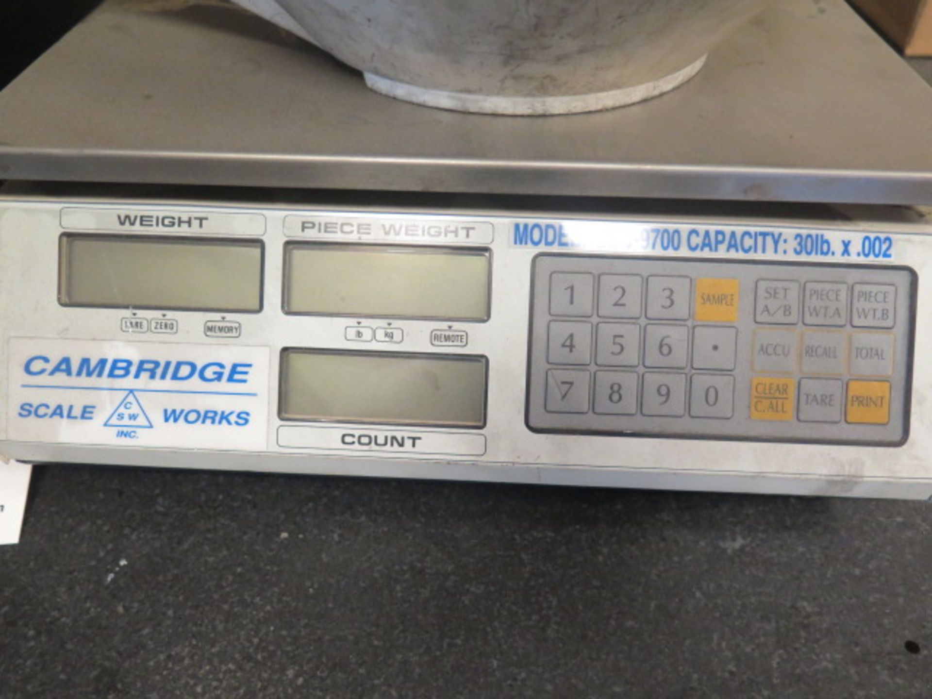 Cambridge GSC-9700 30 Lb Cap Digital Counting Scale - Image 3 of 3
