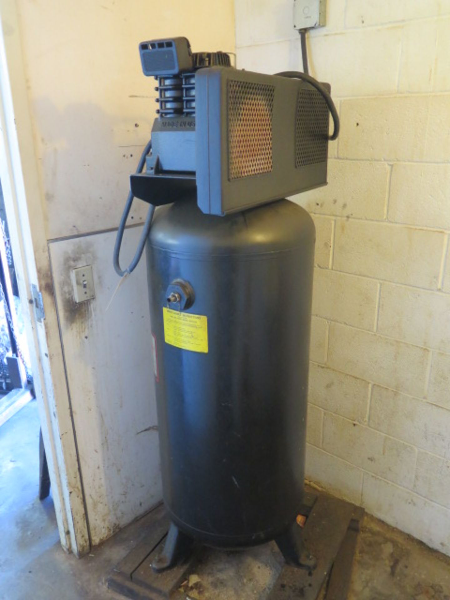 Campbell Hausfeld 6Hp Vertical Air Compressor w/ 60 Gallon Tank - Image 2 of 5