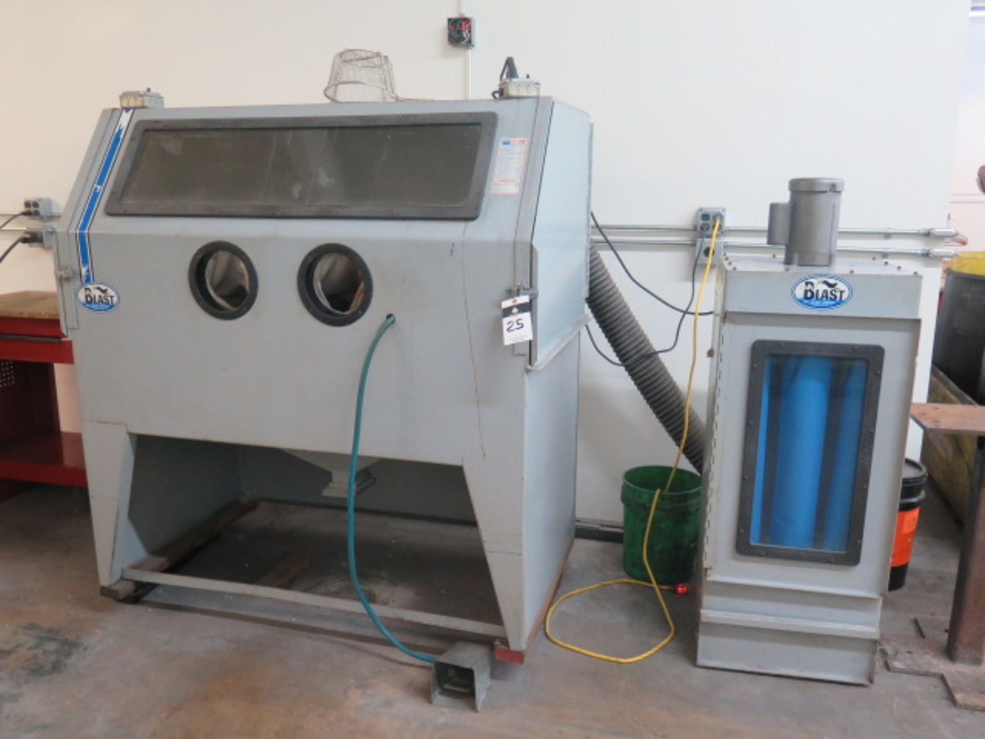 Skat Blast Dry Blast Cabinet s/n 12255 w/ Skat Blast Dust Collection System s/n E019021