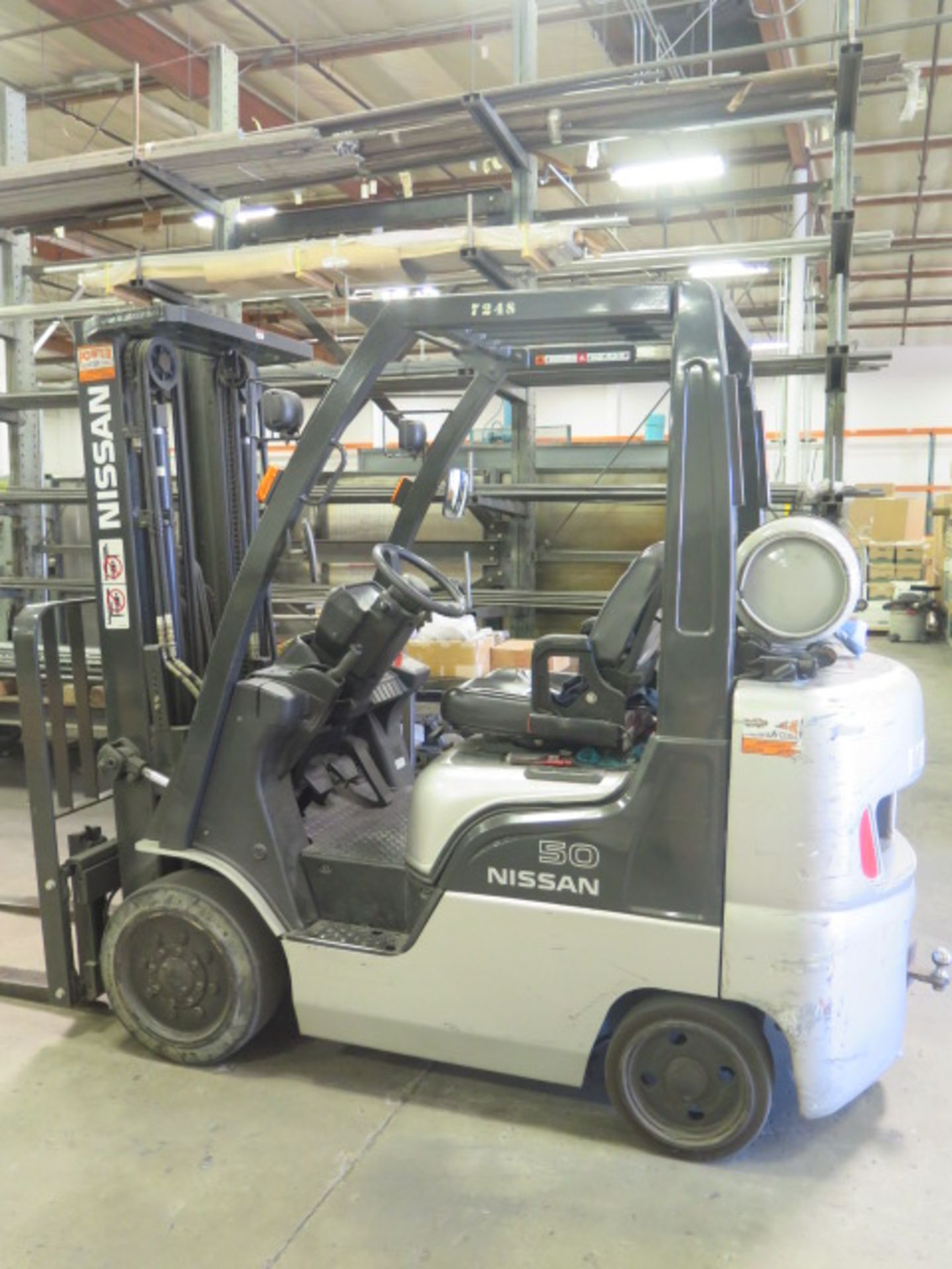 Nissan MCPL02A25LV 4400 :Lb Cap LPG Forklift s/n CPL02-9P5403 w/ 3-Stage Mast, 187" Lift Height