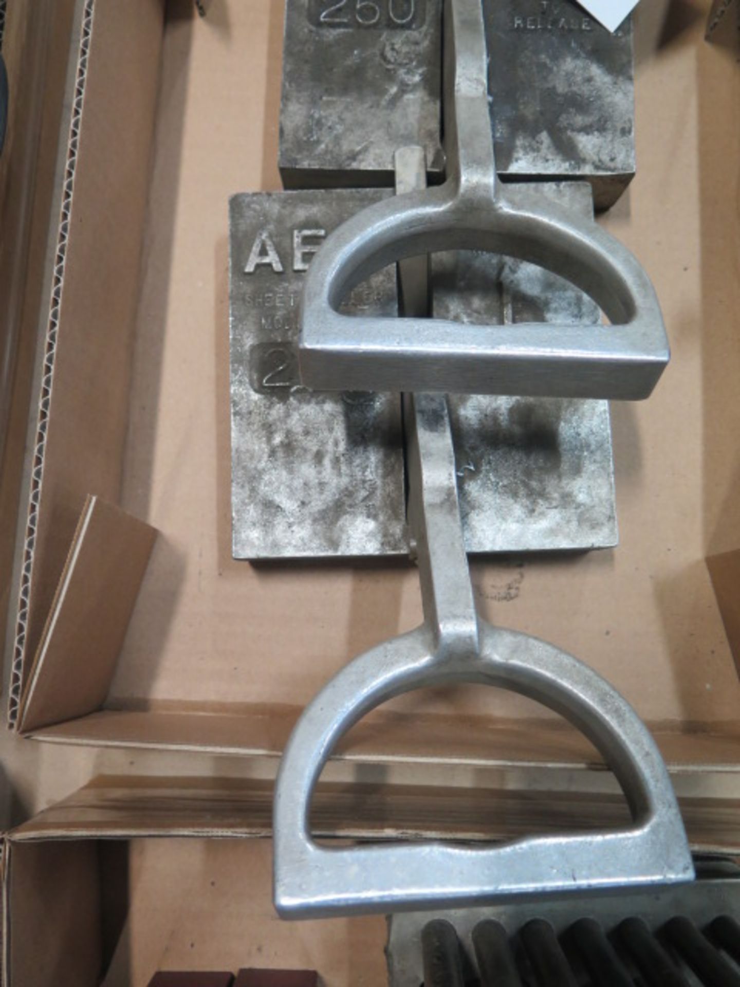 Ace 250 Lb Cap Magnetic Clamps - Image 2 of 2