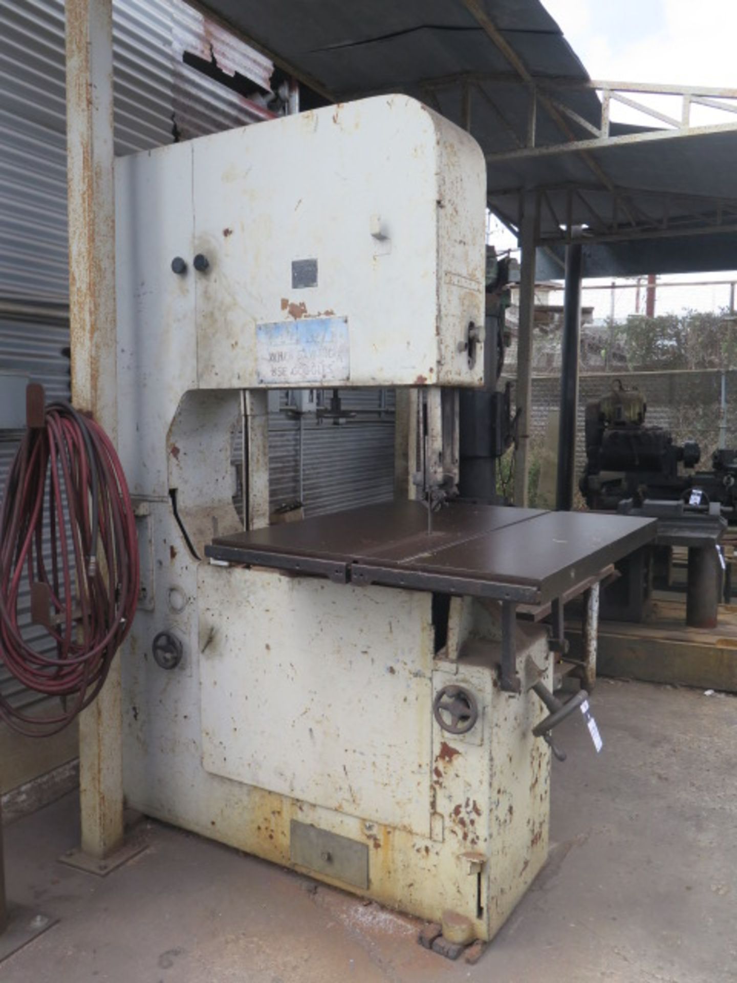 Tannewitz “Di-SAW” 36”/23” Vertical Band Saw w/ Adjustable FPM, 36” x 40” Miter Table