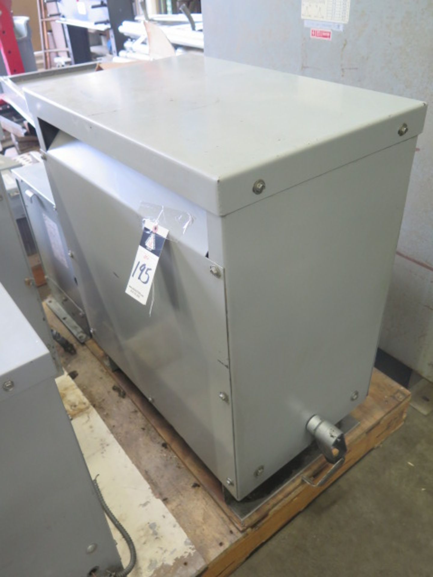 30 kVA Transformer 480-224/120