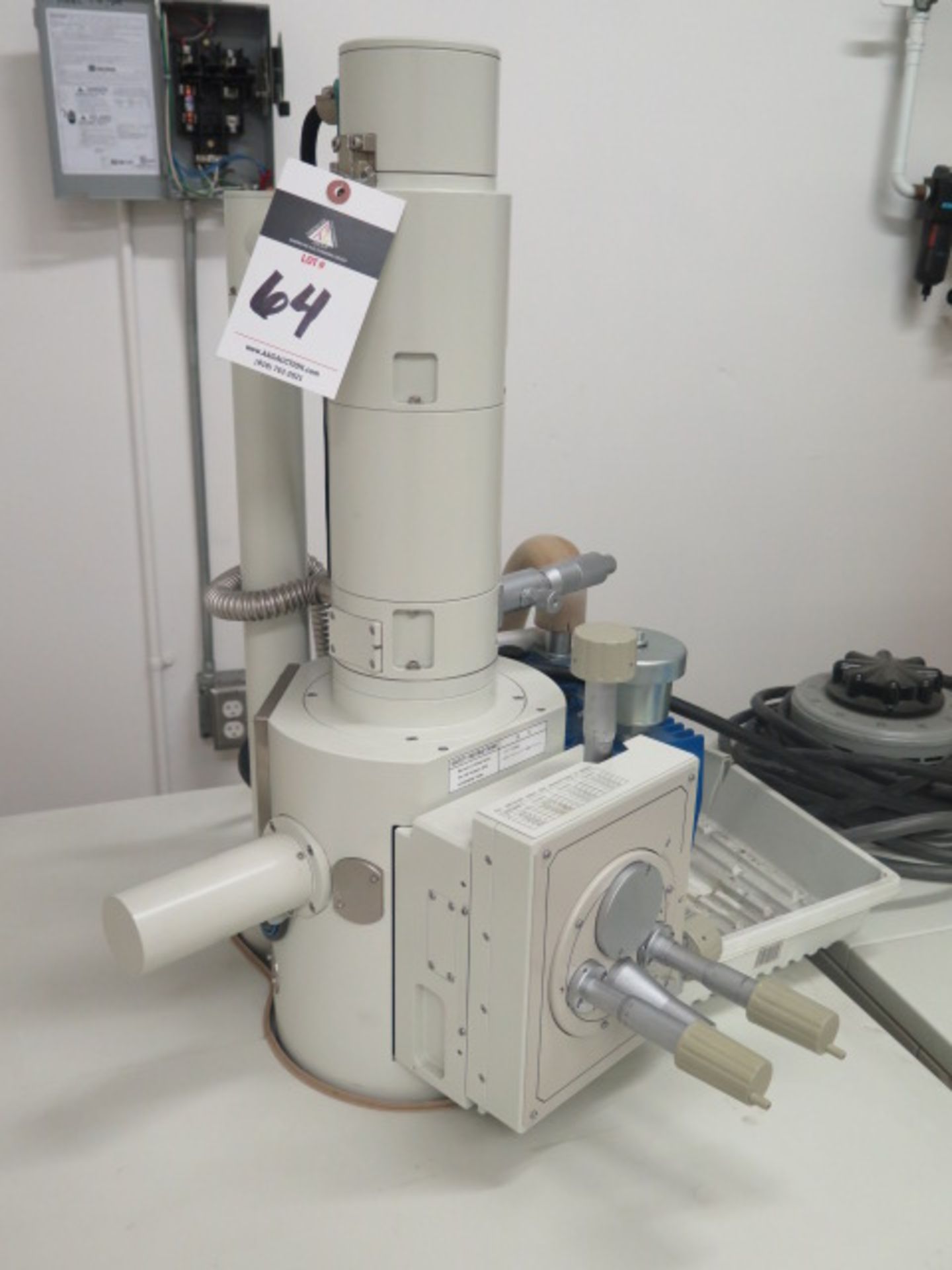 Jeol JSM-5600 Scanning Electron Microscope s/n MP17410016 w/ 125mm Specimin Size, Tungsten Filamennt - Image 2 of 7