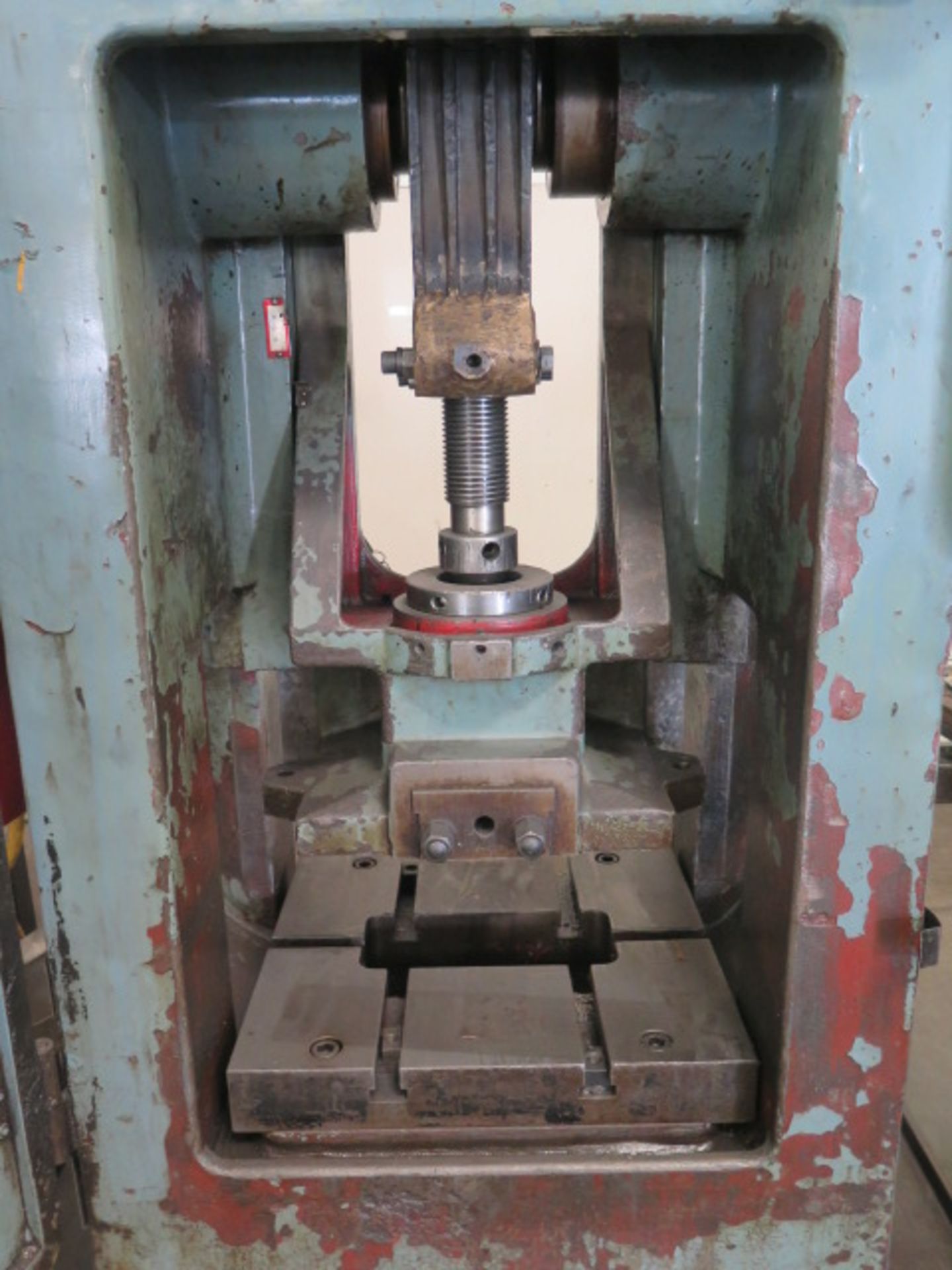 Hidaka FLS-25 25 Ton High Speed Stamping Press w/ Wintriss Clutch and Brake Controls, Die - Image 6 of 10