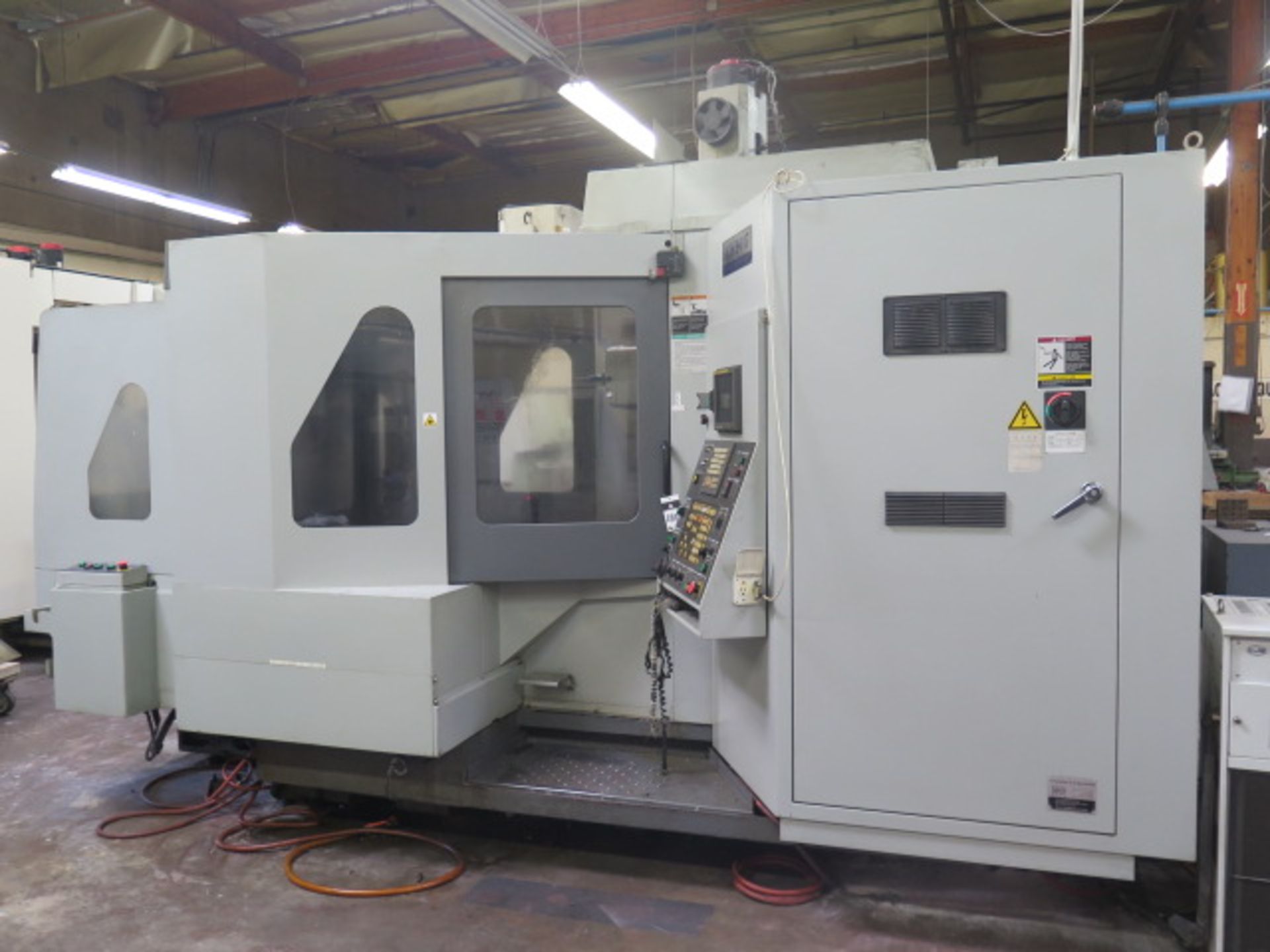 Hyundai KH50G 2-Pallet 4-Axis CNC Horizontal Machining Center s/n KH500248 w/ Fanuc Series 18i-MB