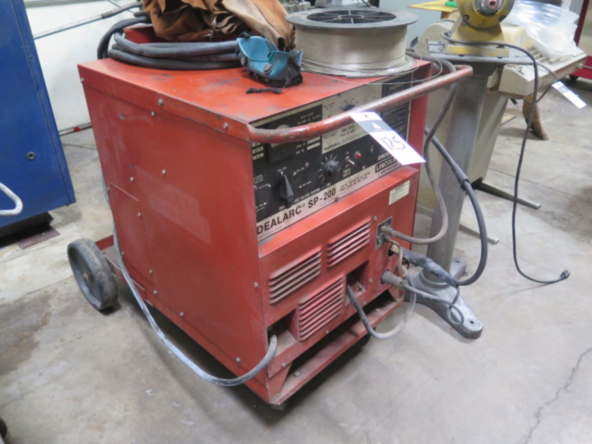 Lincoln Idealarc SP-200 CV-DC Arc Welding Power Source and Wire Feeder s/n AC-572263 - Image 2 of 4