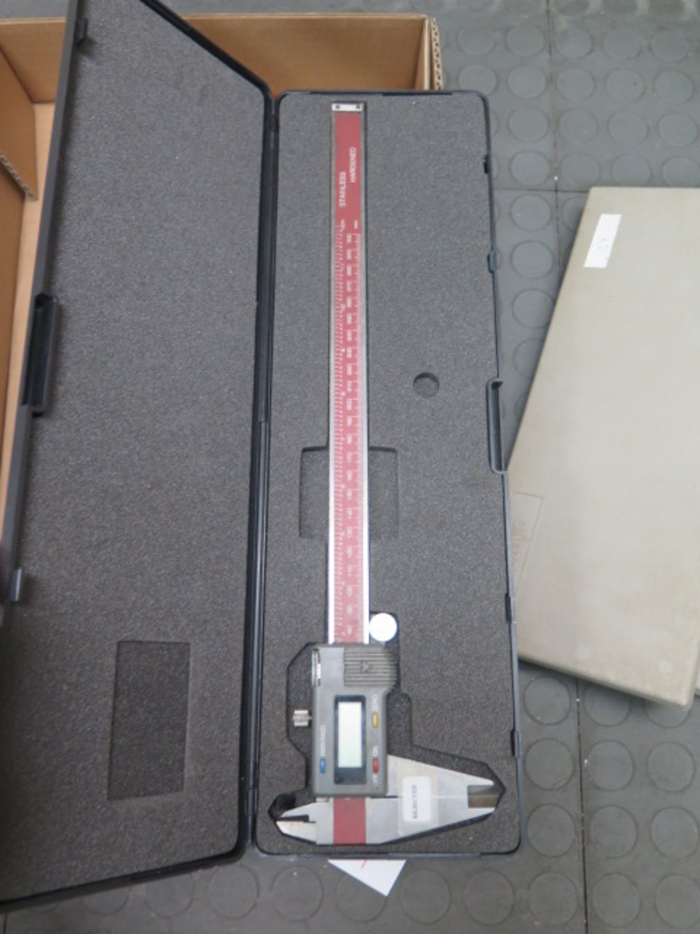 Mitutoyo and Import 8" and 12" Digital Calipers - Image 3 of 4
