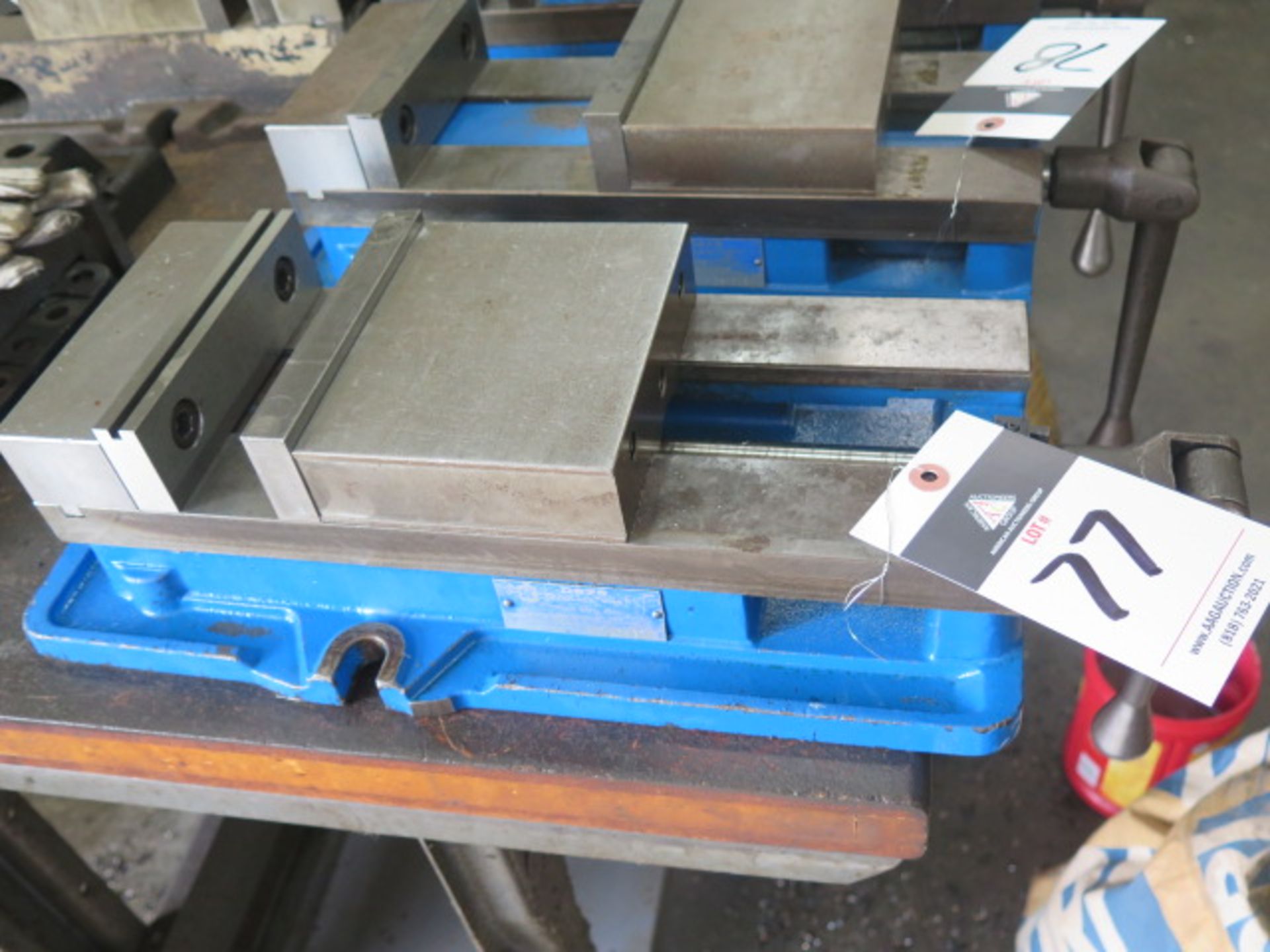 Kurt D675 6” Angle-Lock Vise