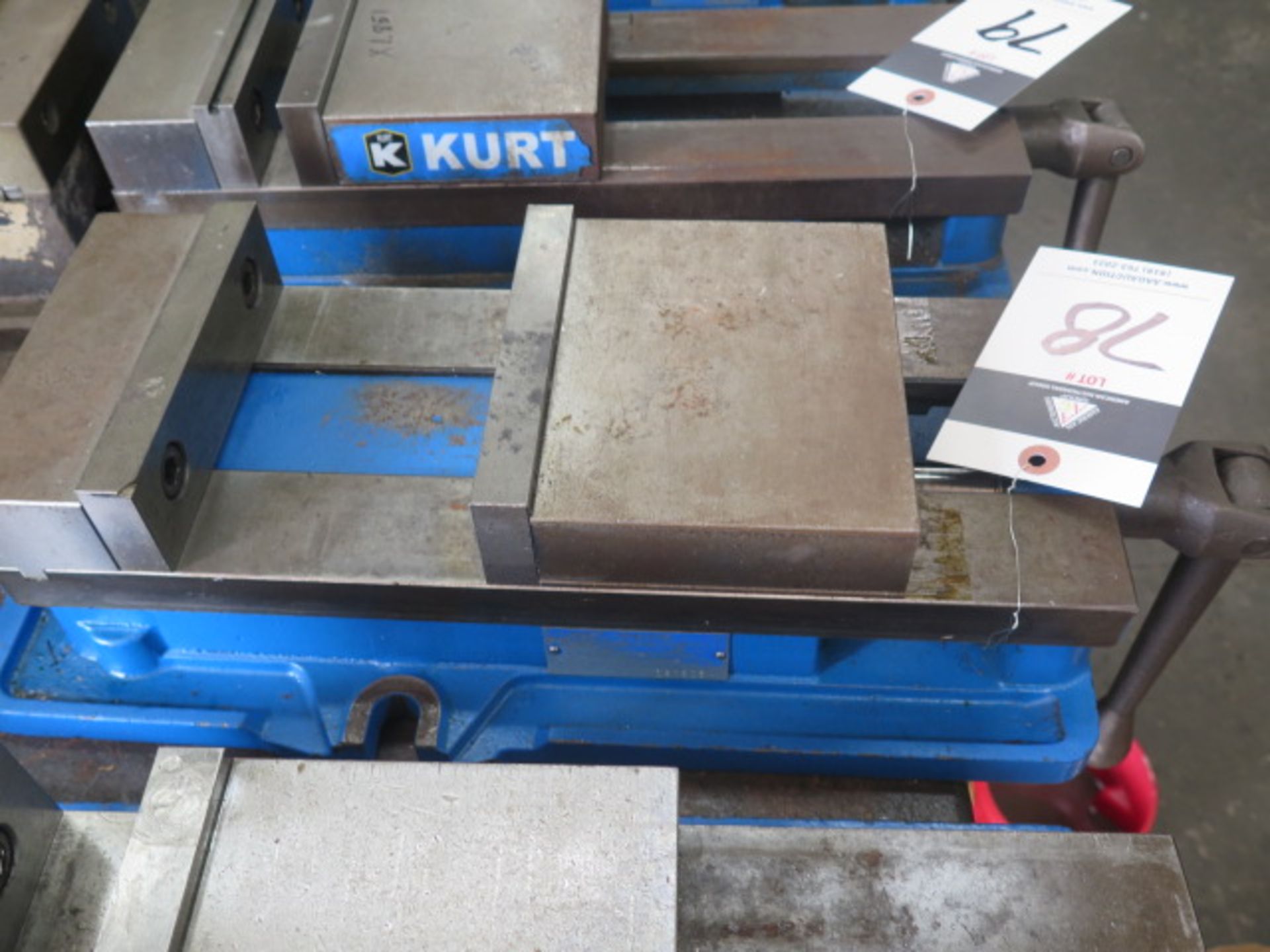 Kurt D675 6” Angle-Lock Vise - Image 2 of 3