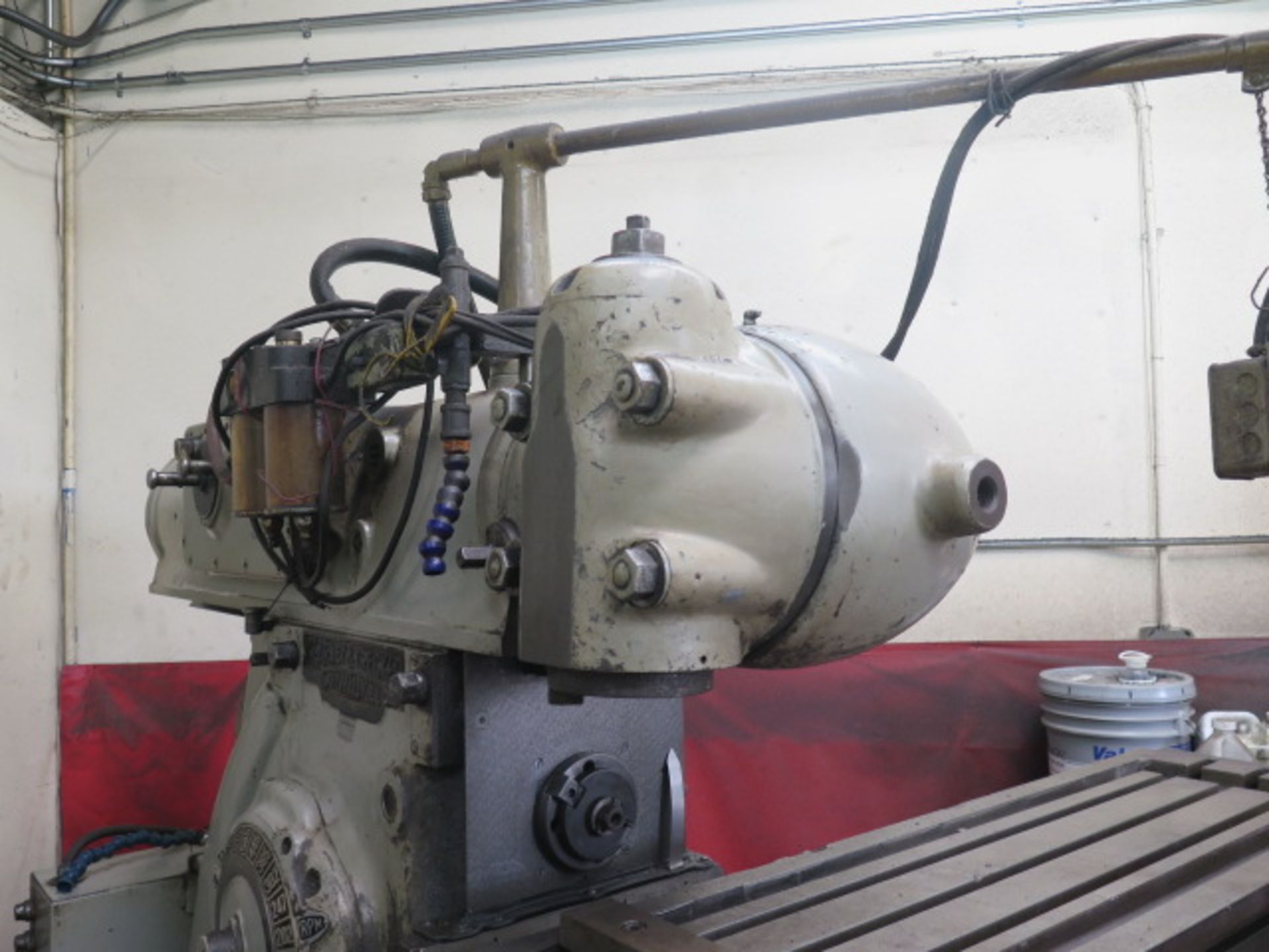 Kearney & Trecker Milwaukee mdl. 310ch Universal Mill s/n 3-8911 w/ 75-1200 Vertical RPM, 15-1500 - Image 3 of 10