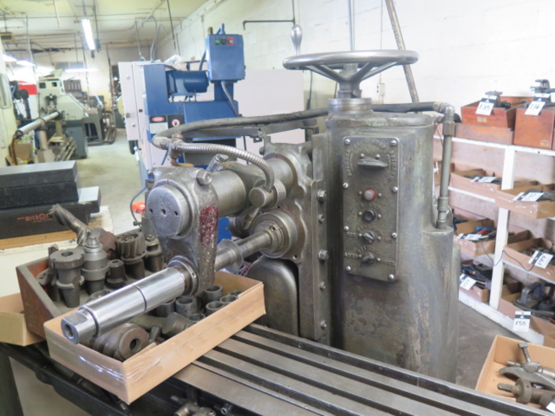 Sunstrand Horizontal Mill w/ 25-1200 RPM, Universal Vertical Milling Head, 40-Taper Spindles, - Image 2 of 8