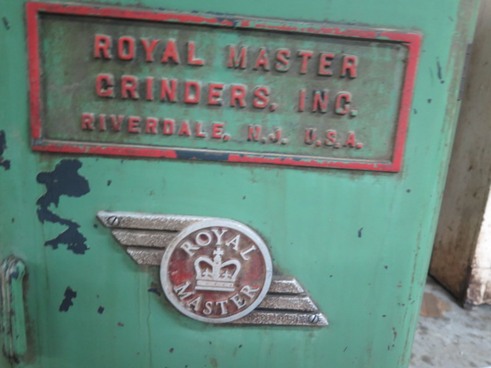 Royal Master TK-12 Centerless Grinder w/ w/ Grinding Wheel and Feed Wheel Dressers, Coolant - Image 8 of 8