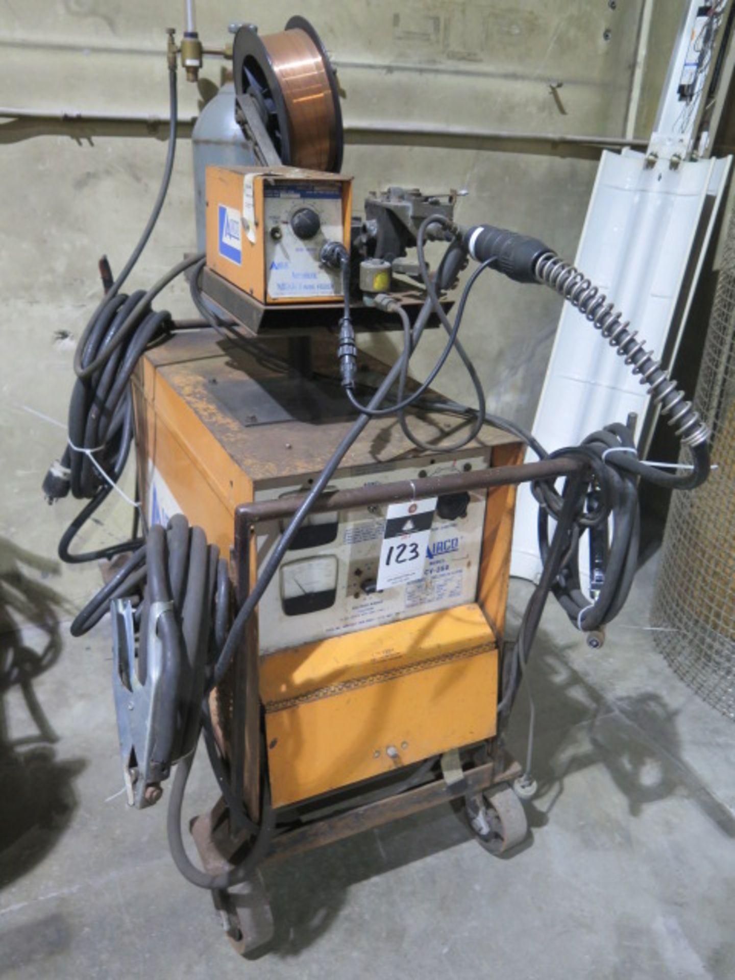 Airco CV-250 CV-DC Arc Welding Power Source w/ Aircomatic Wire Feeder